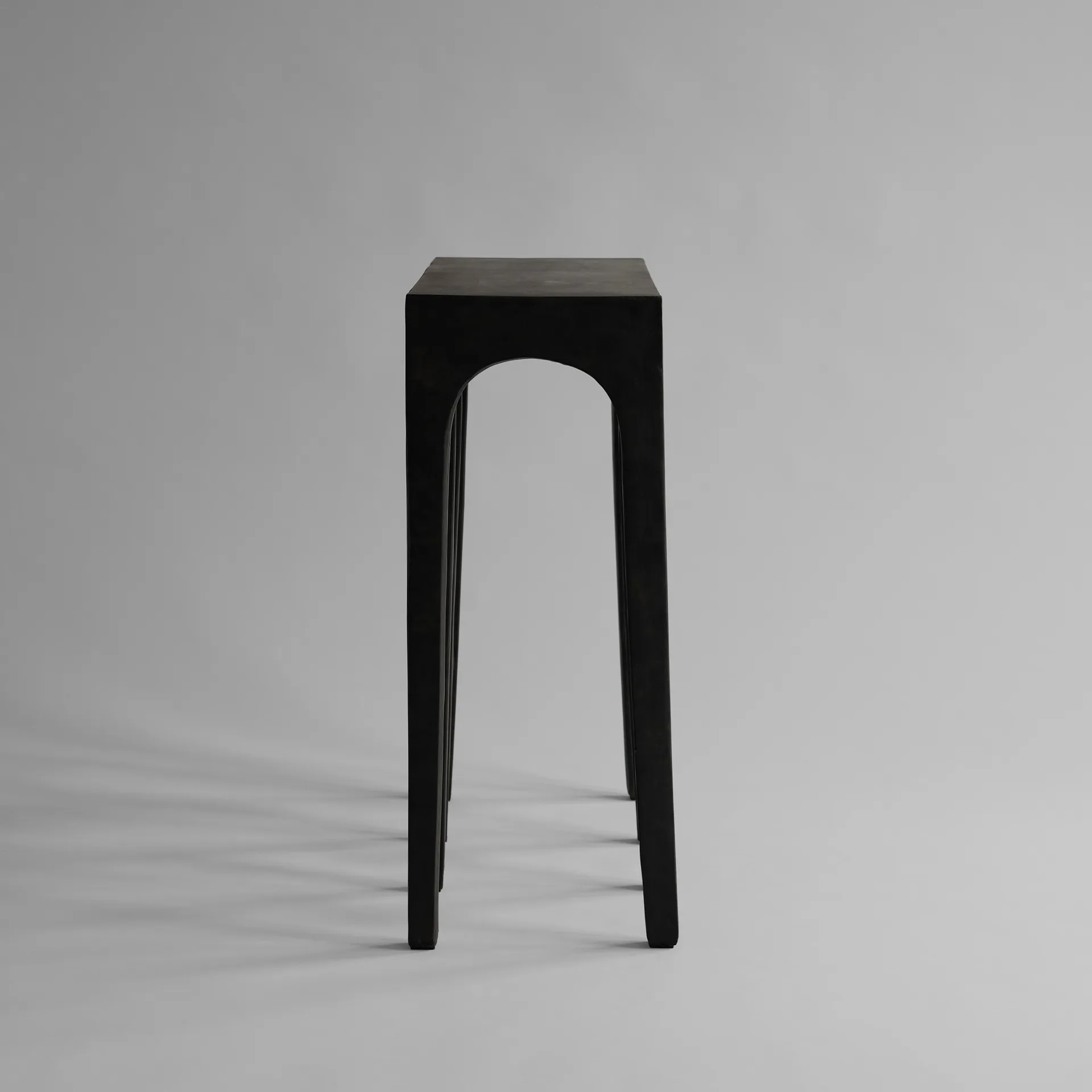 Bow Console bord 70,5 x 80 cm, Coffee 101 Copenhagen