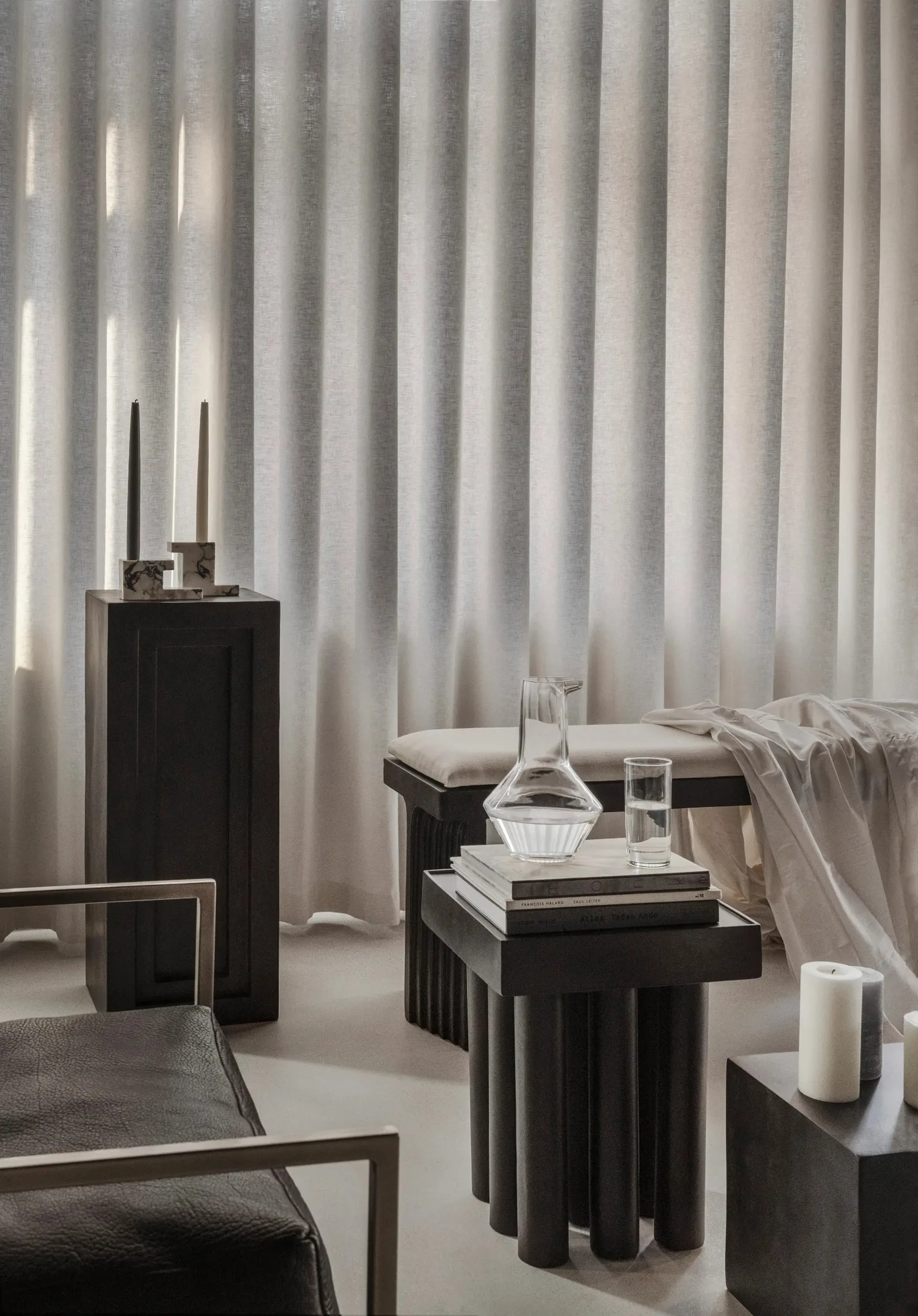 Podium maxi pidestall 80 cm, Coffee 101 Copenhagen