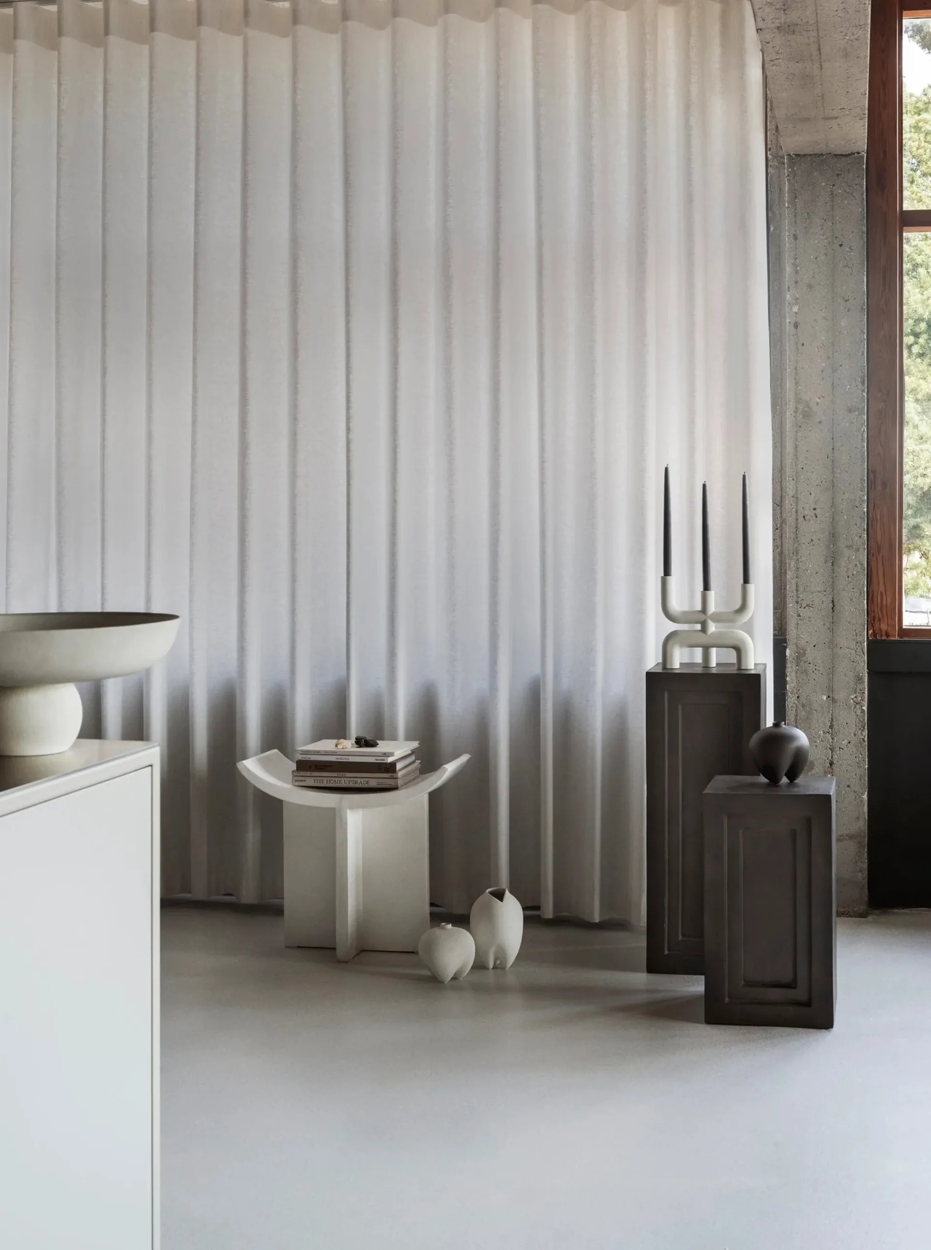 Podium maxi pidestall 80 cm, Coffee 101 Copenhagen