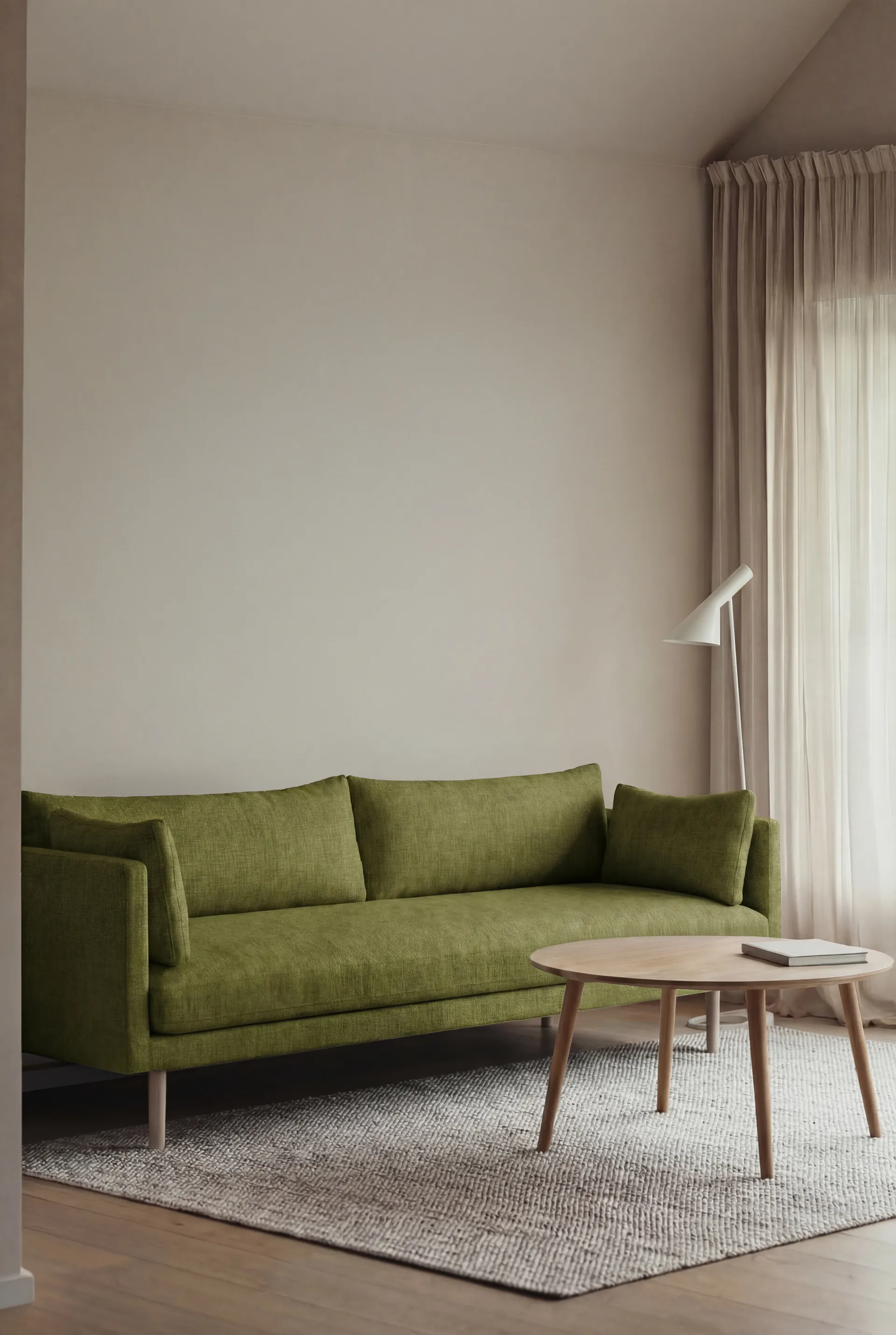 Linnevik sofa, Luiza Green 3975-hvitoljet eik, 4-seters, uten skjørt 1898