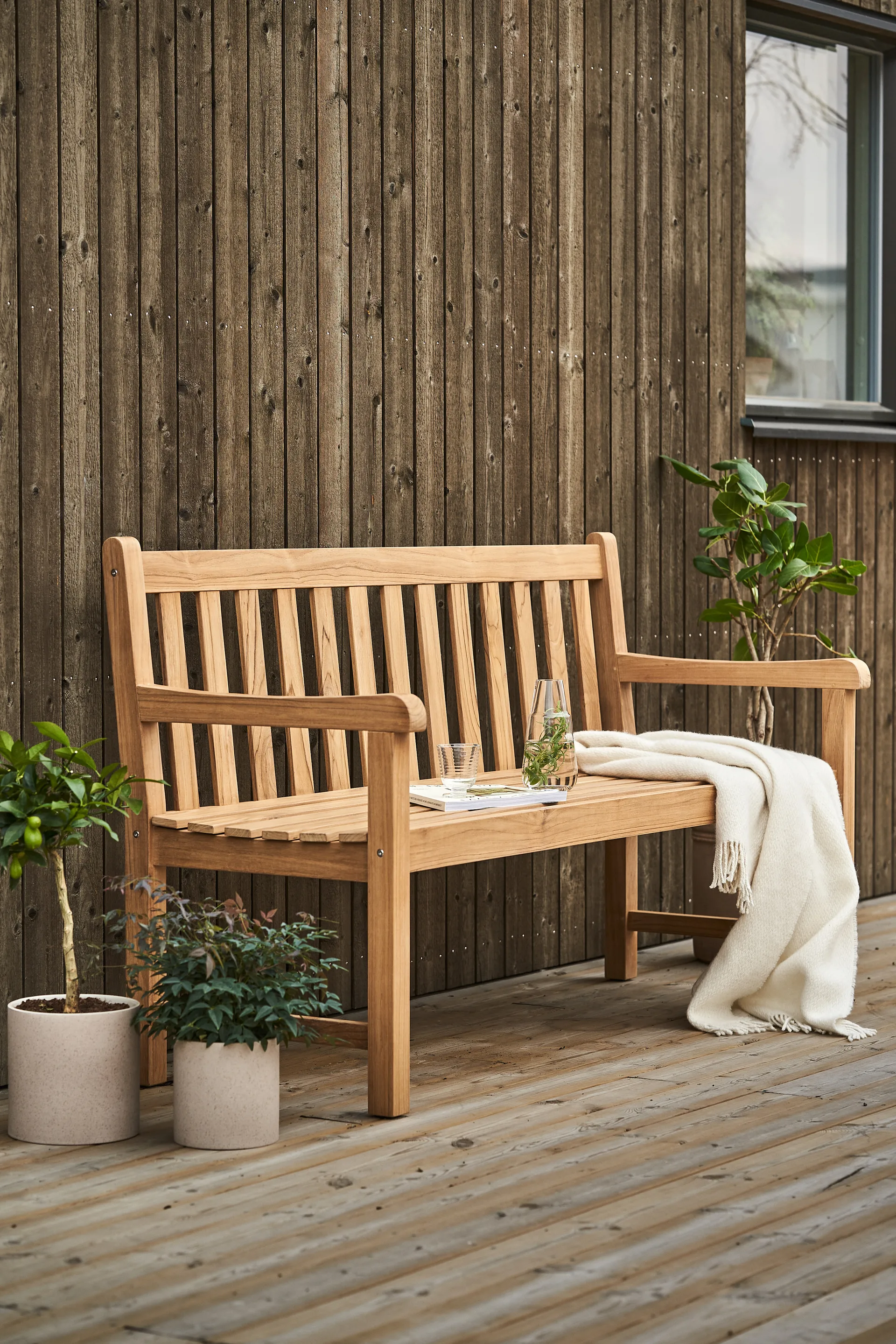 Lövhult hagesofa, Teak 1898