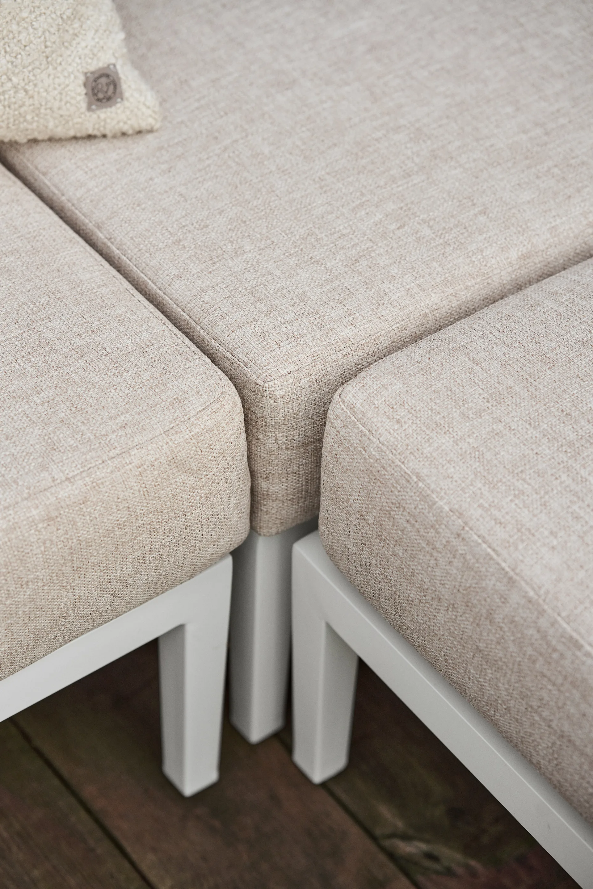 Santander fotskammel, Hvit-beige 1898