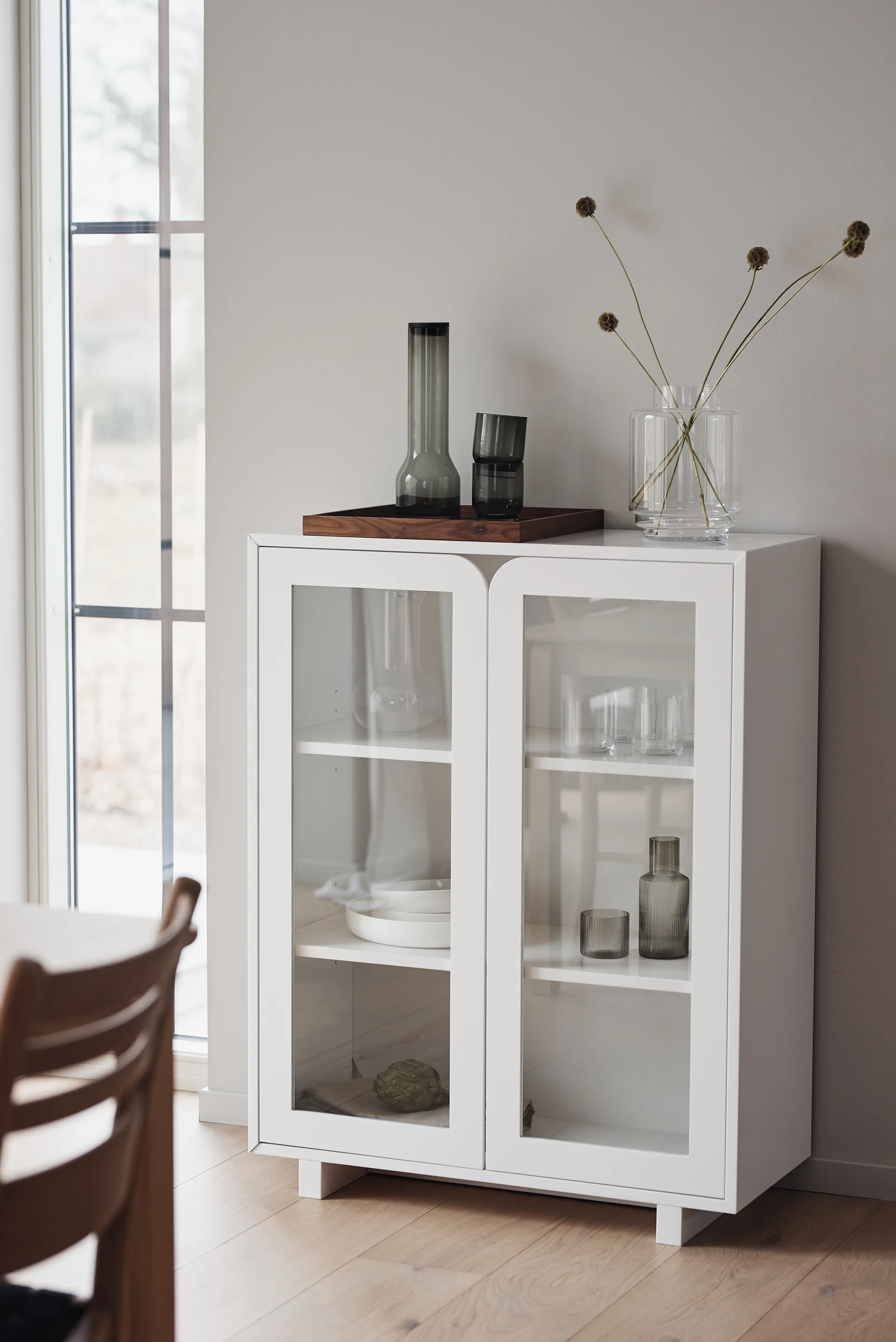 Vidja lavt vitrineskap, White  1898