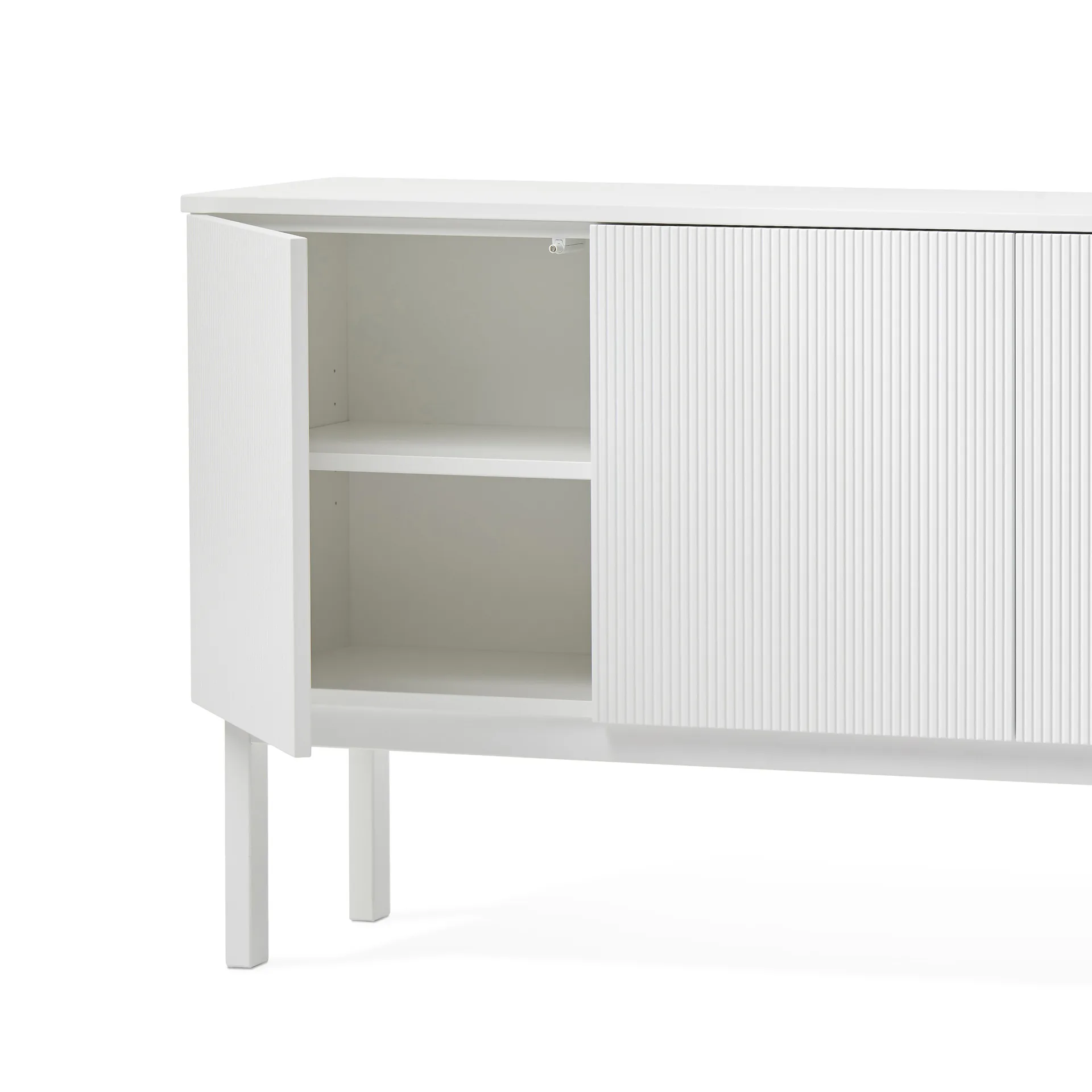 Beam sideboard, Hvitlakkert, sokkel i oljet eik A2