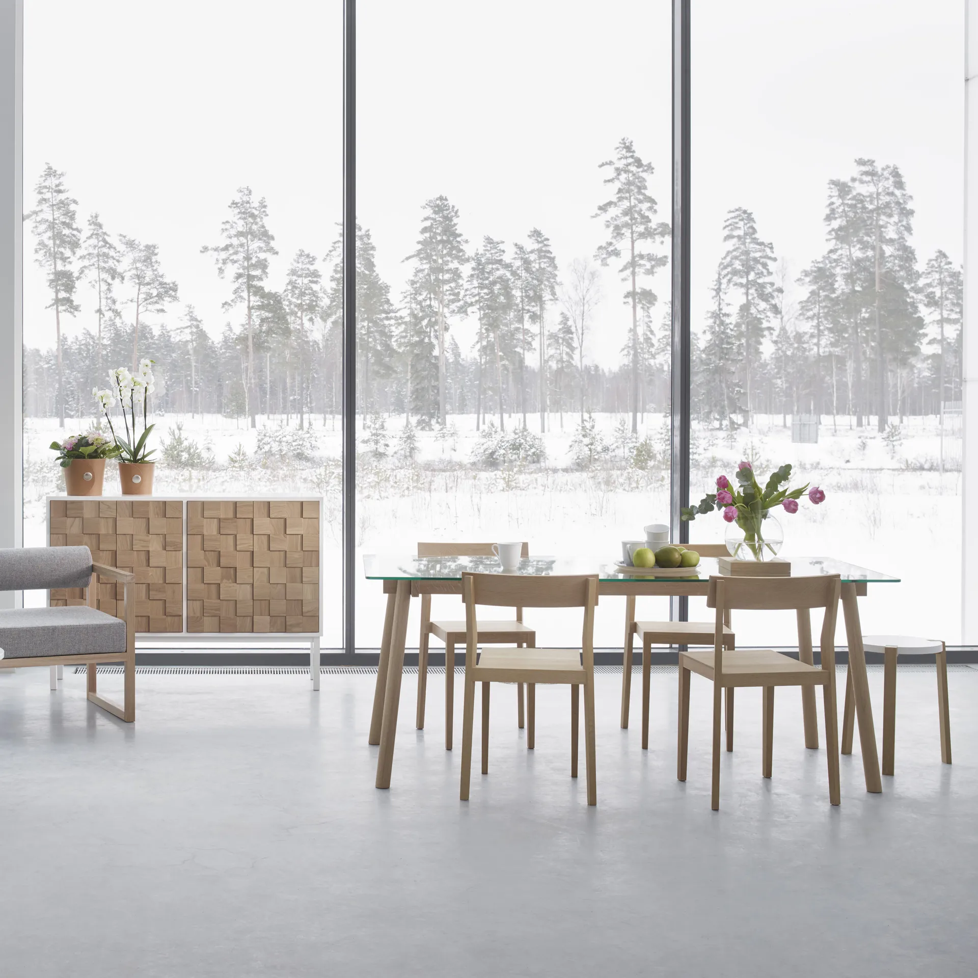 Corners spisebord, eik hvitoljet, glass A2