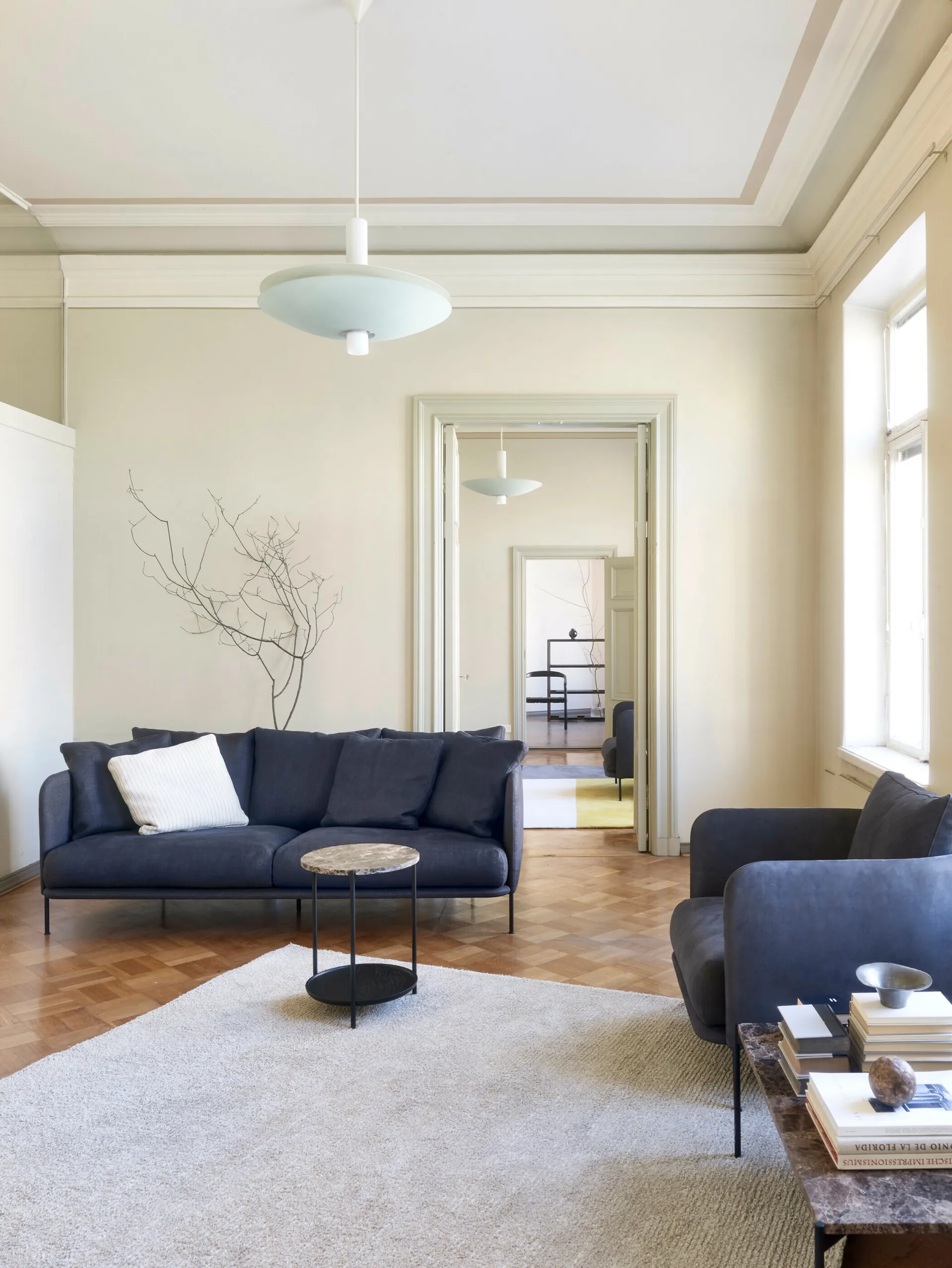 Bonnet Grand sofa, Baltimore 04 brun-svarte ben Adea