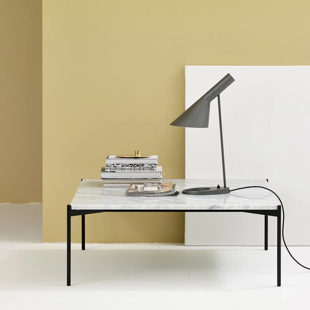 Plateau sofabord, marmor hvit, svart understell, 60x100 Adea