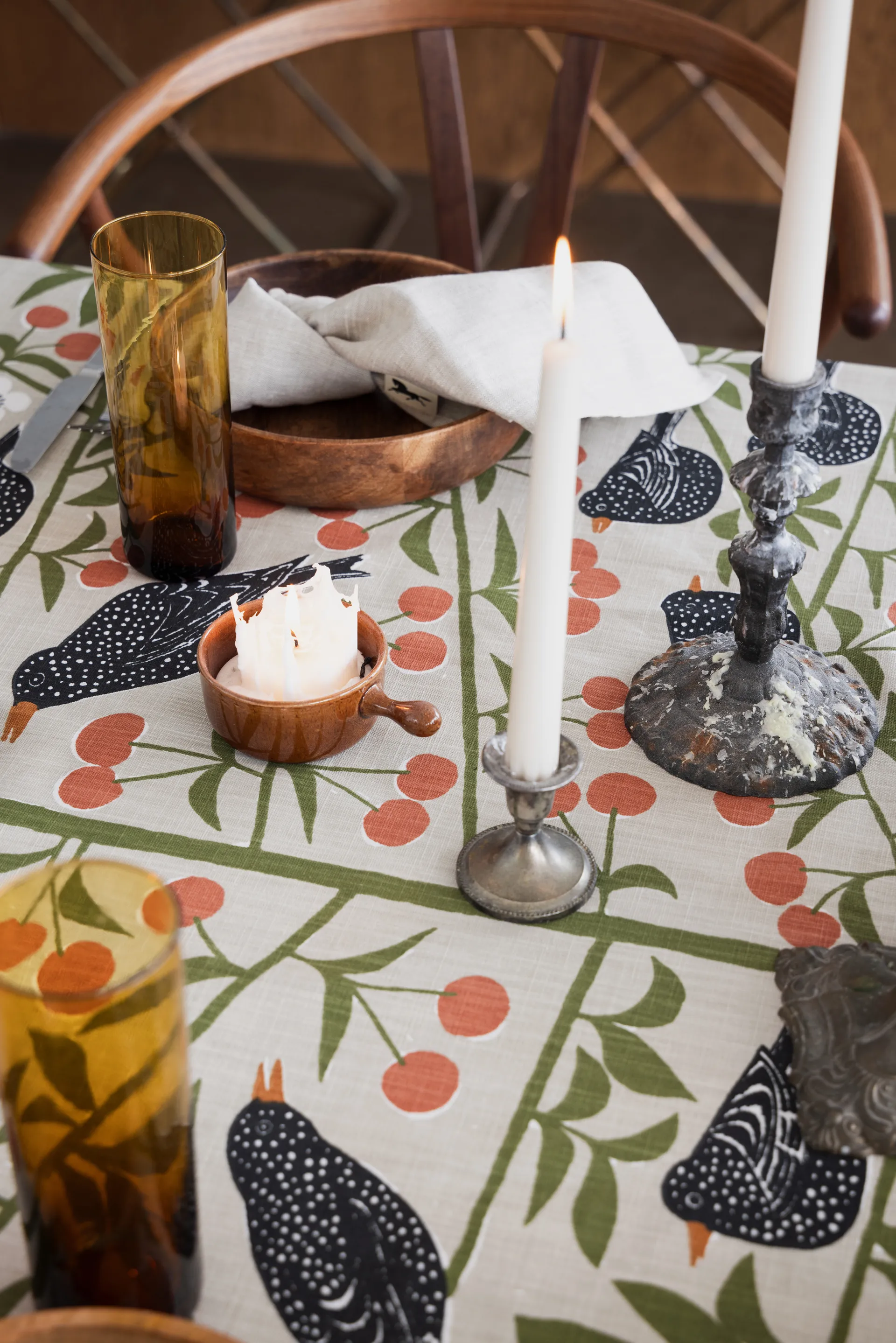 Körsbärsträdgården duk, Beige, 145x250 cm Almedahls