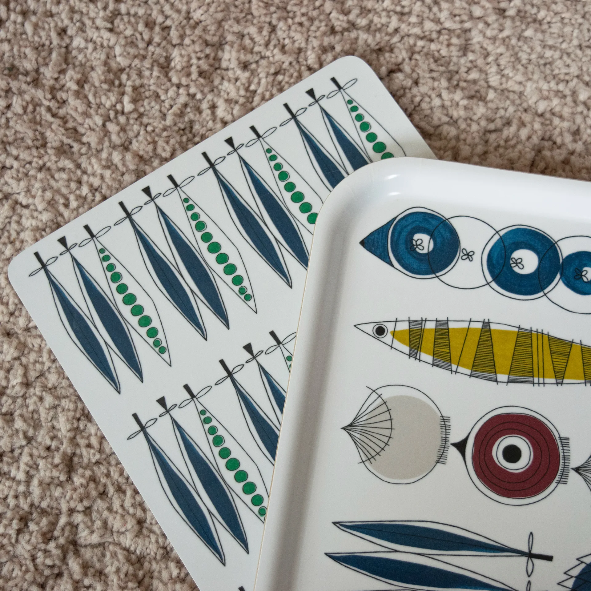 Picknick serveringsbrikke erter 20x30 cm, Blå-multi Almedahls