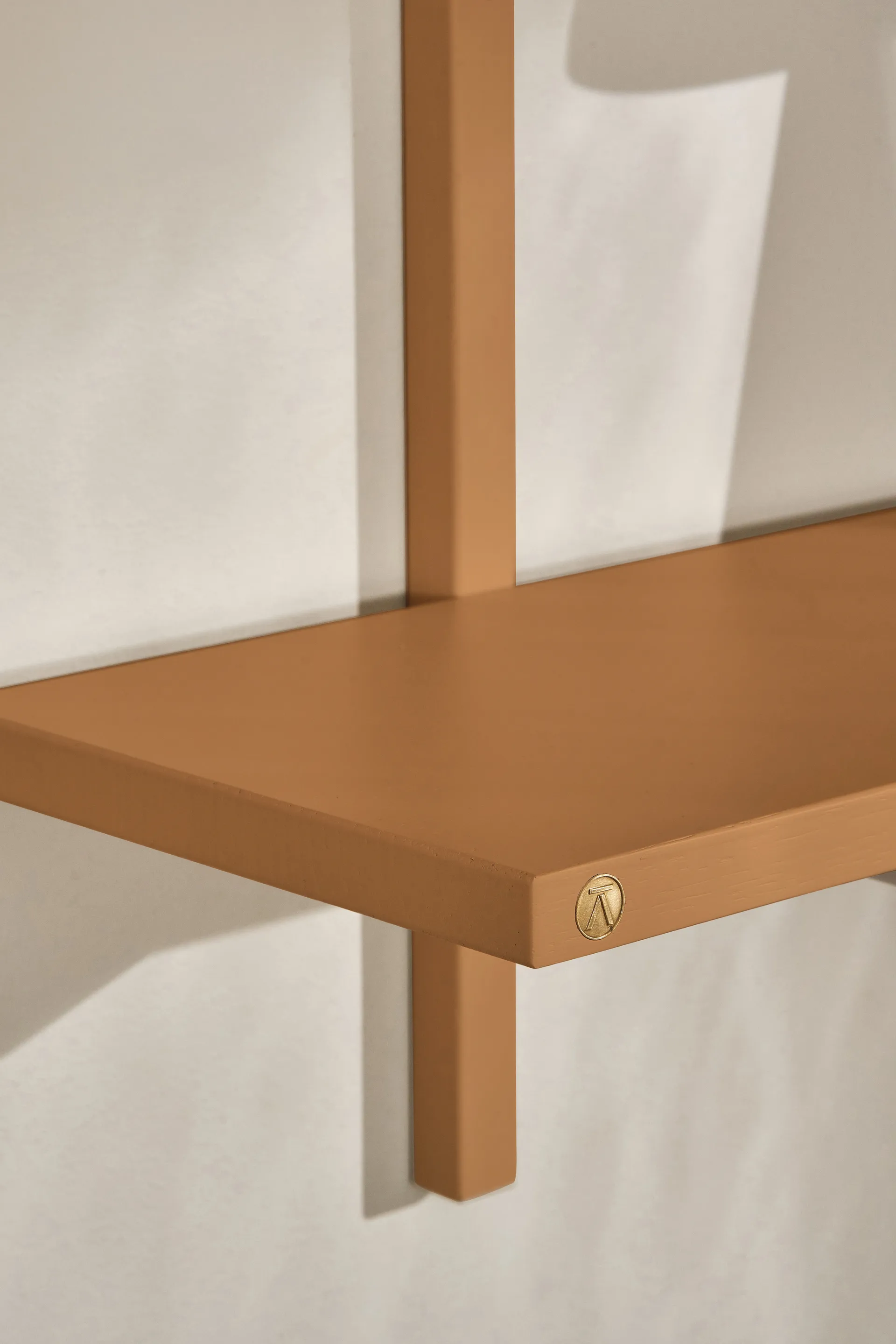 A-Light Shelf vegghylle Special Edition, Brown beige 90x21x35 cm Andersen Furniture