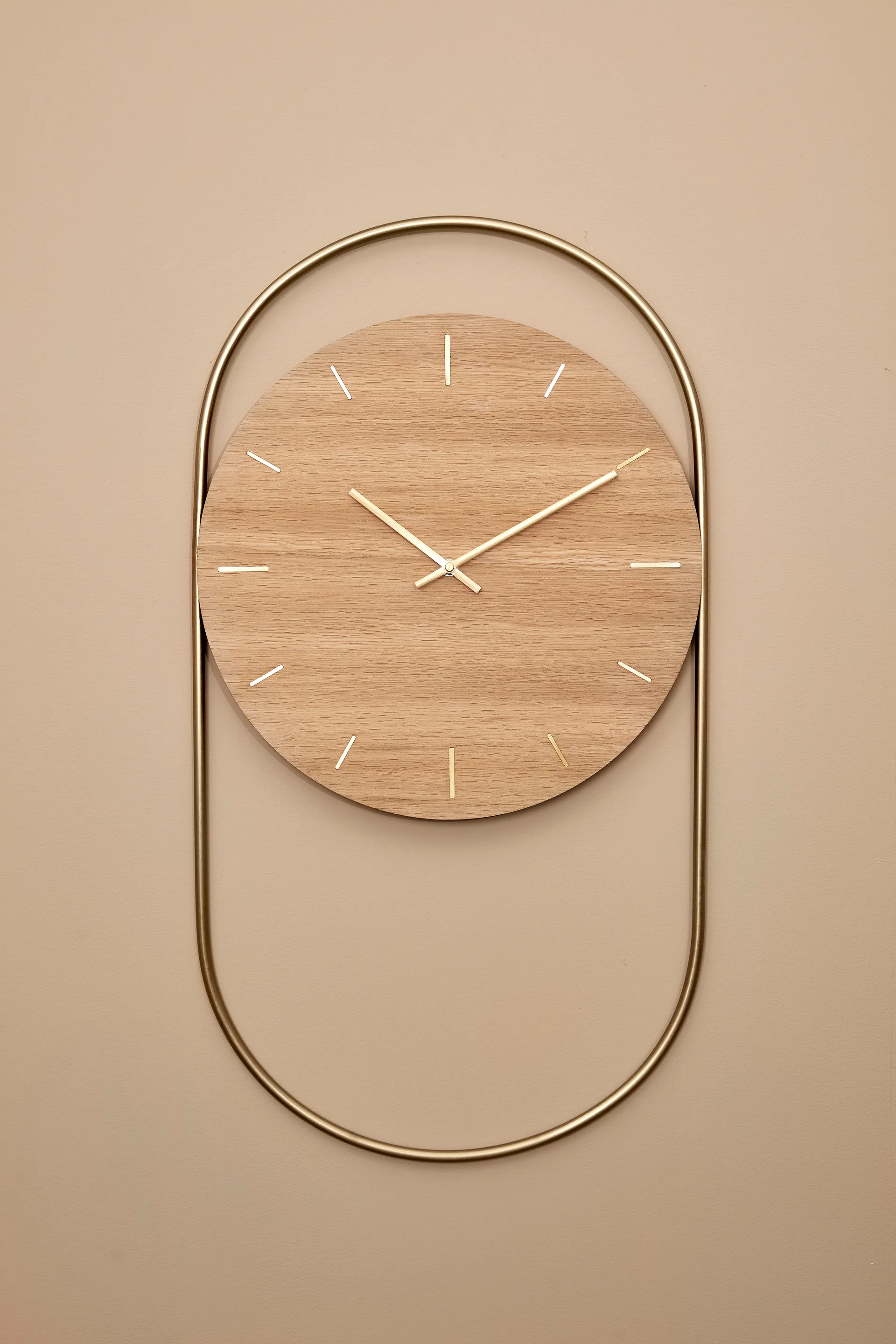 A-Wall veggklokke 41x76 cm, Oak-brass Andersen Furniture