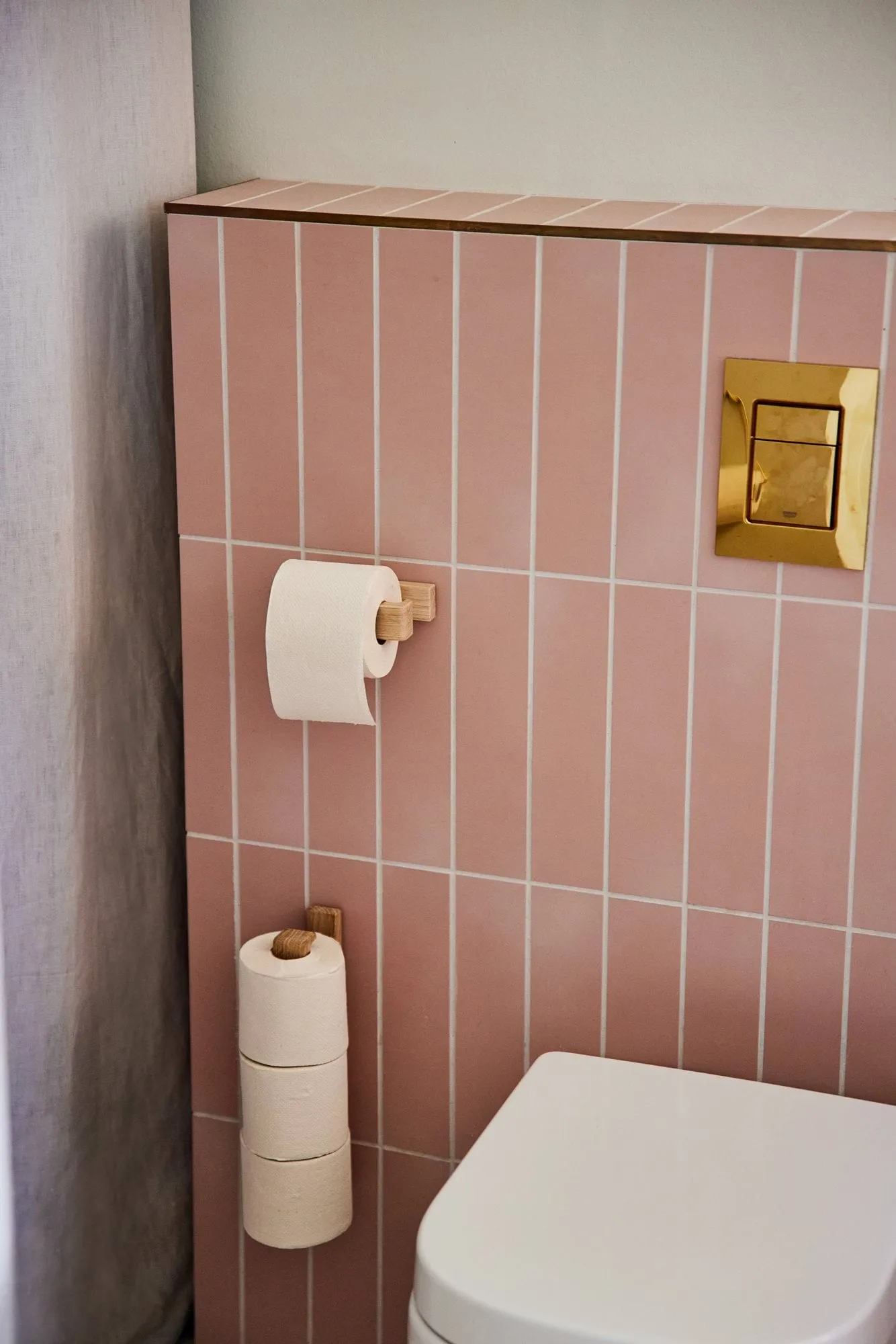 Andersen kjøkkenpapirholder 2, Eik Andersen Furniture