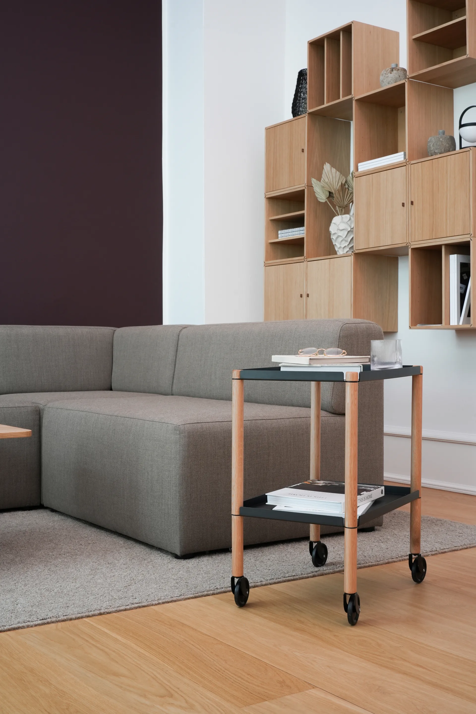 Connect bord, Oljet eik, svart metall Andersen Furniture