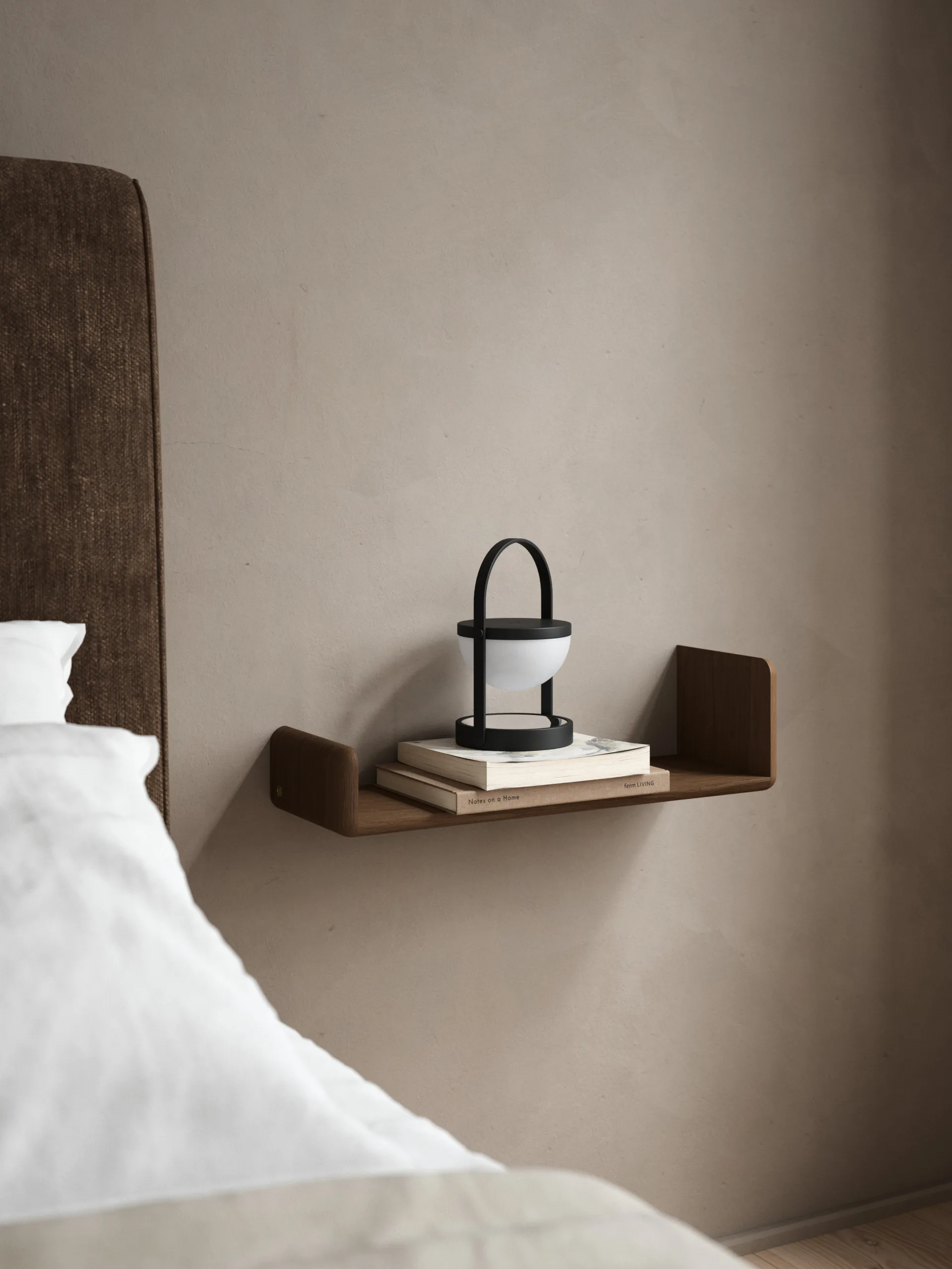 Level vegghylle, Smoked Oiled Oak, 55x18x9 cm Andersen Furniture