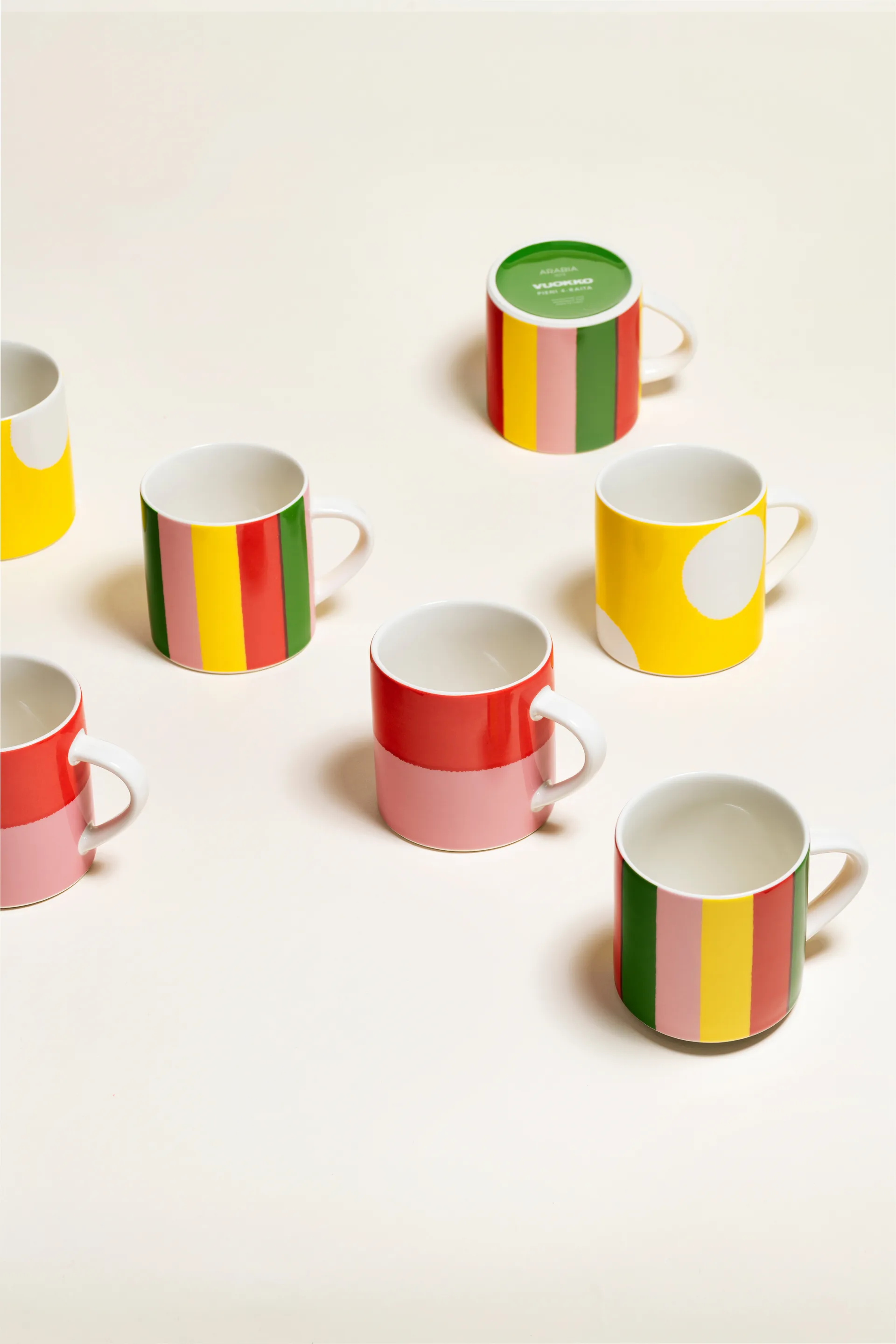 Vuokko krus 35 cl, Pieni 4-raita Arabia