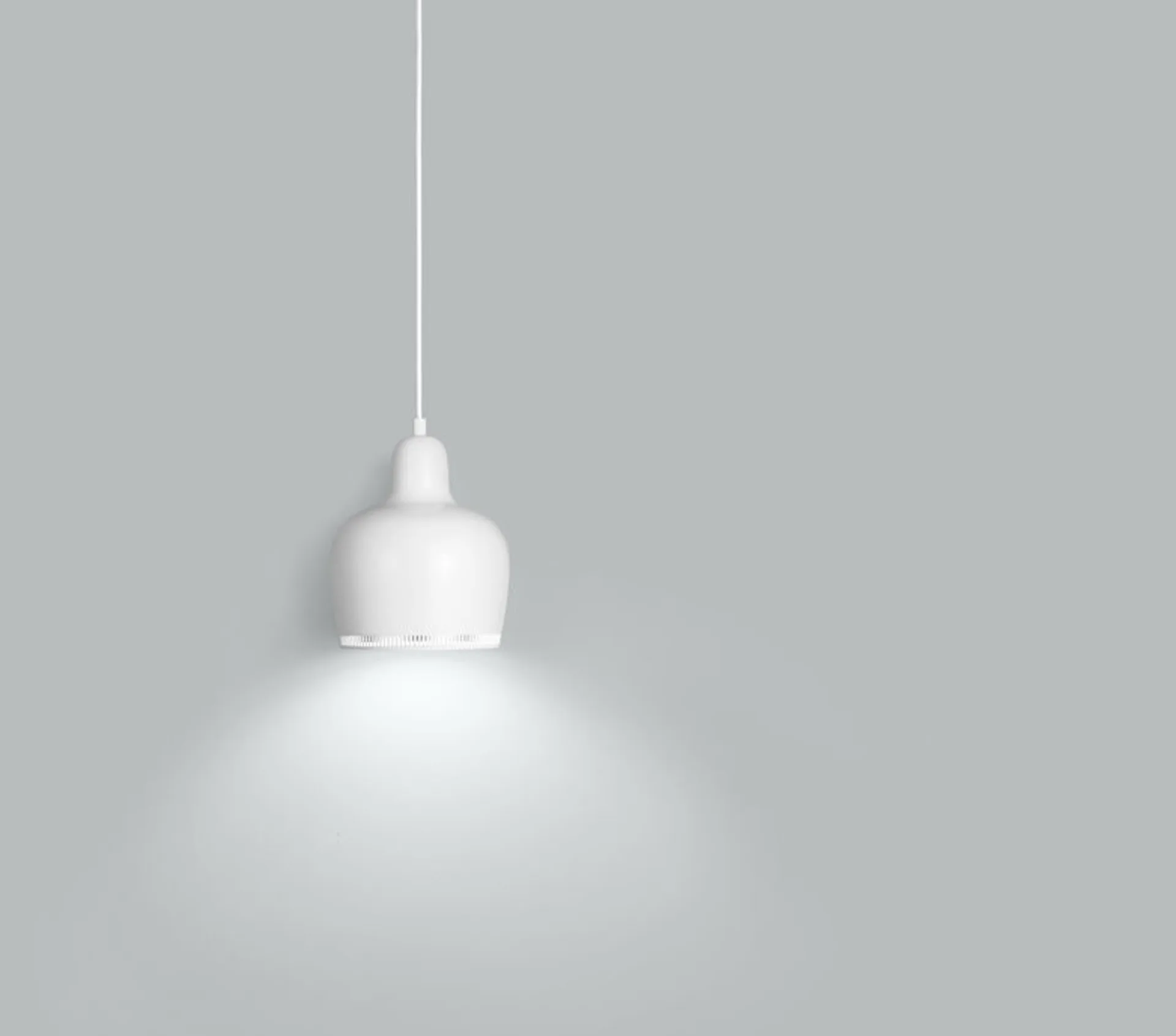 A330S Golden Bell pendel, Hvitlakkert-Hvit Artek