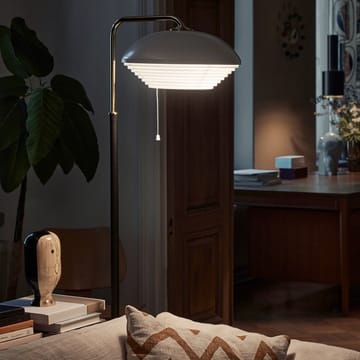 A811 gulvlampe - Polert messing - Artek