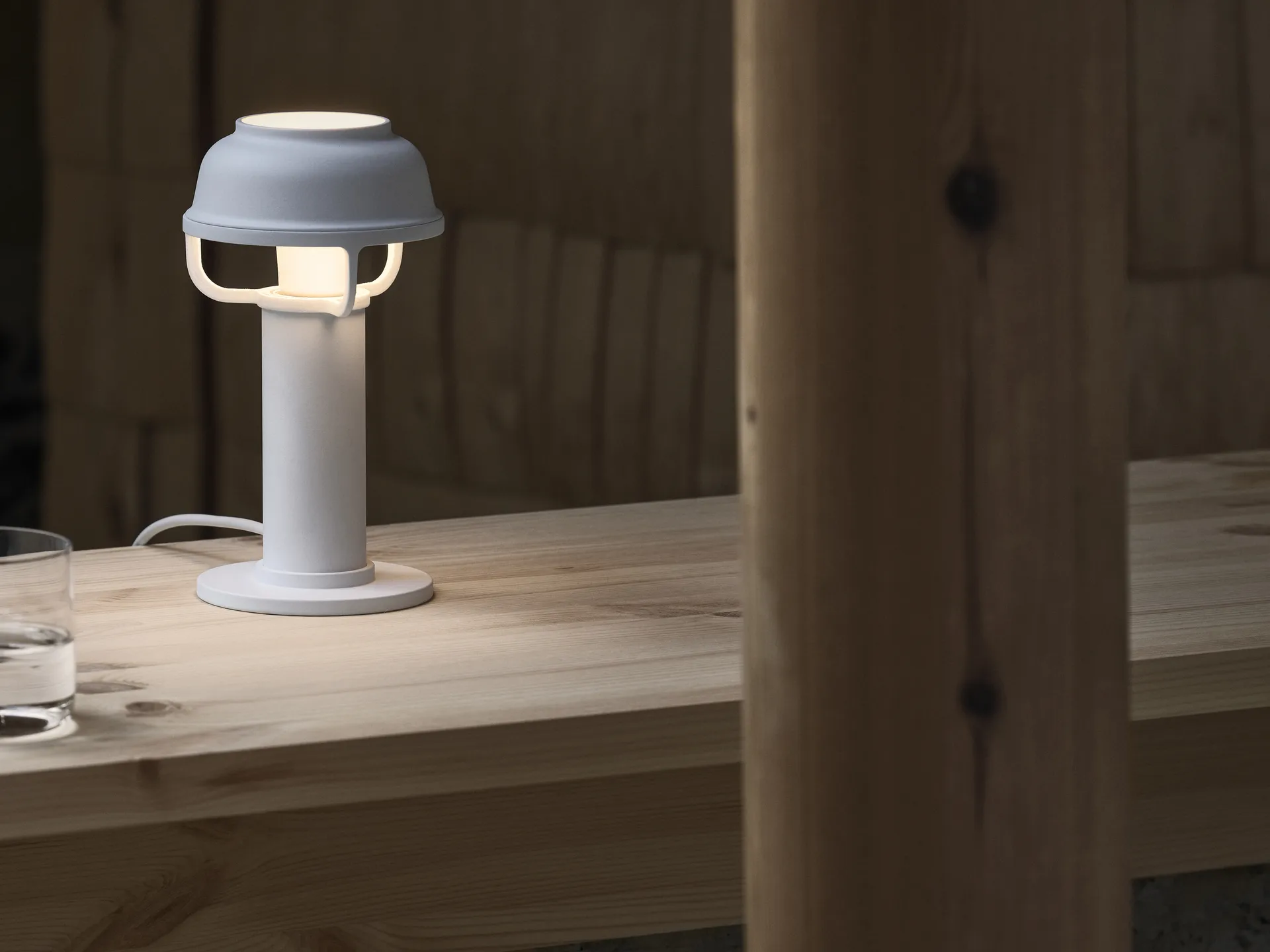 Kori bordlampe, Hvit Artek