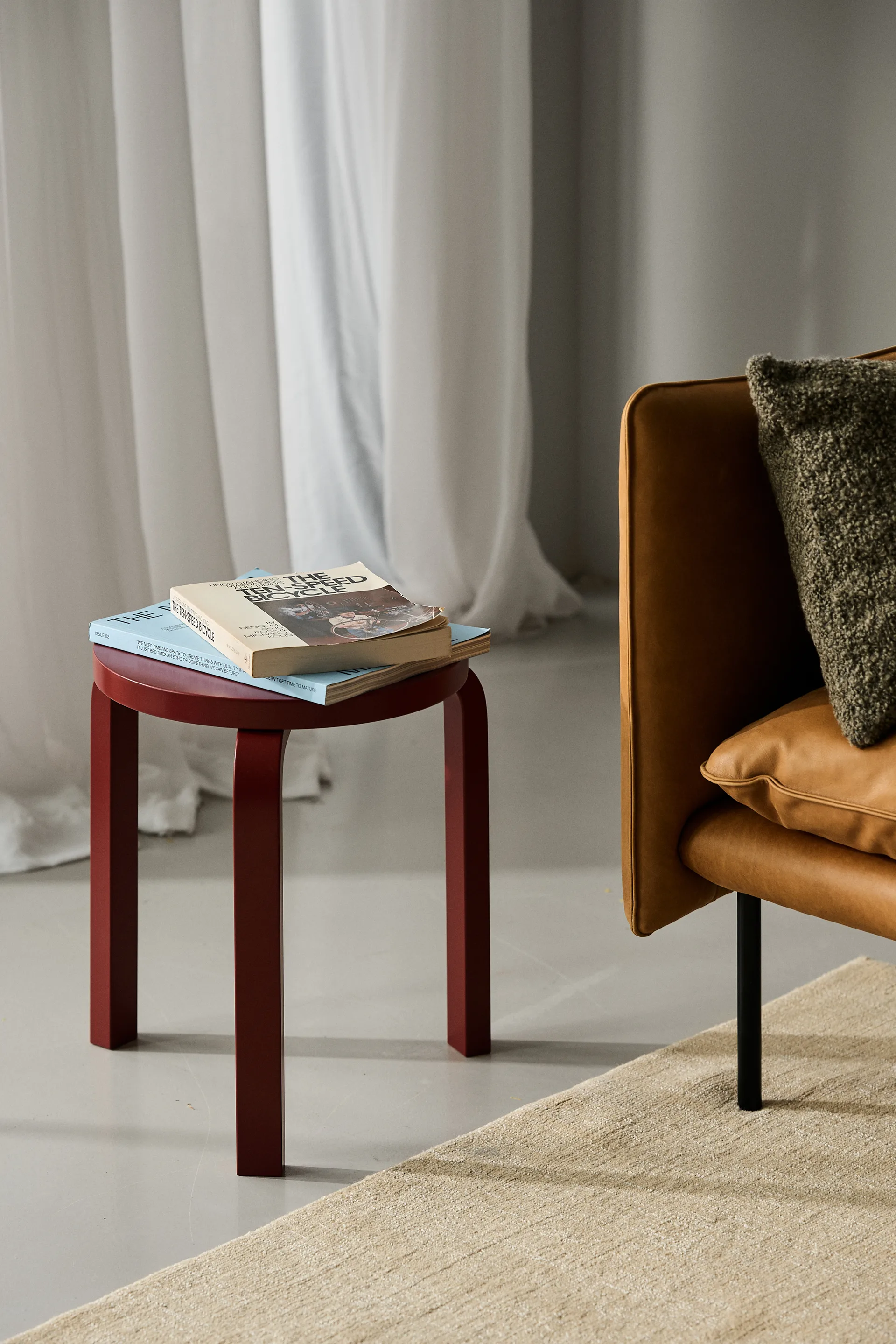 Stol 60 krakk jubileumsutgave Svenssons 125 år, Falu rød Artek