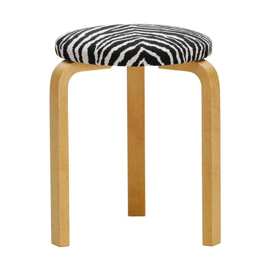 Stool 60 rund krakk 3 bein, Honningbeiset bjørk-stoff Zebra svart, Ø38x44 cm Artek