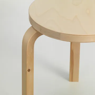 Stool 60 Villi rund krakk jubileumsutgave 90 år - Bjørk, Ø38x44 cm - Artek