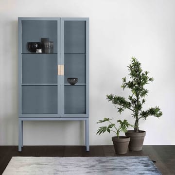 Frame Semi vitrineskap - nordic blue, håndtak i lær natur - Asplund