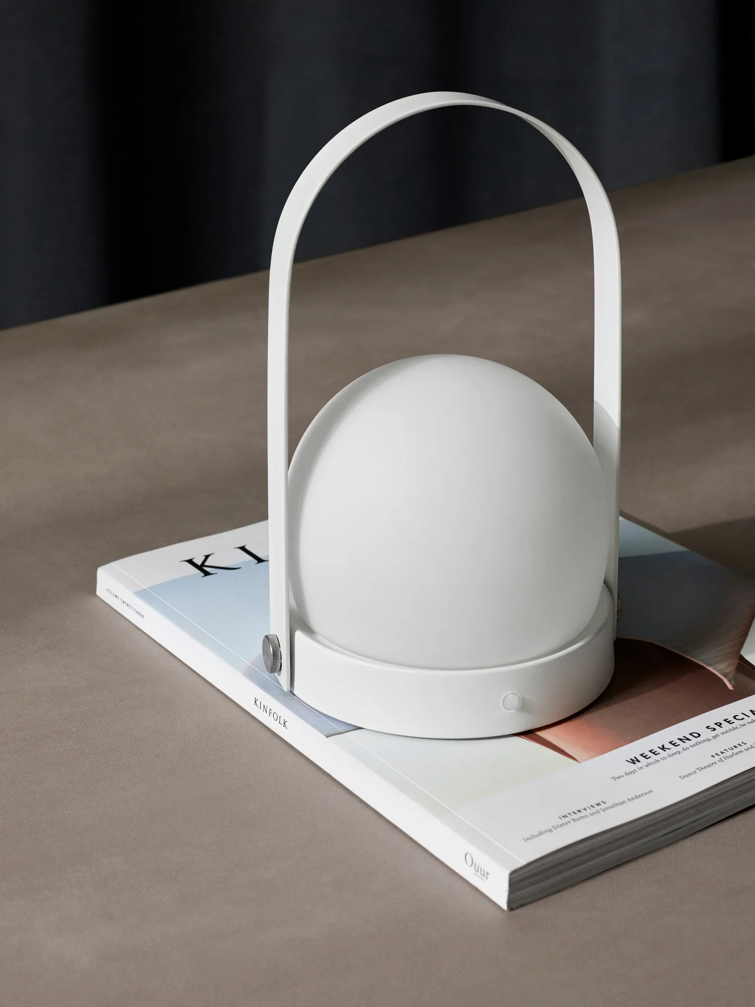 Carrie portabel bordlampe, White  Audo Copenhagen