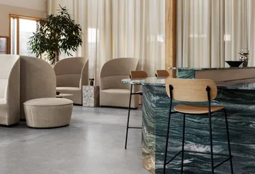 Co Bar Chair barkrakk - Svart eik-krommet stål, 65 cm - Audo Copenhagen