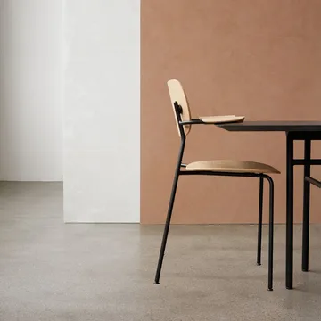 Co Chair spisestuestol med armstøtte - eik - Audo Copenhagen