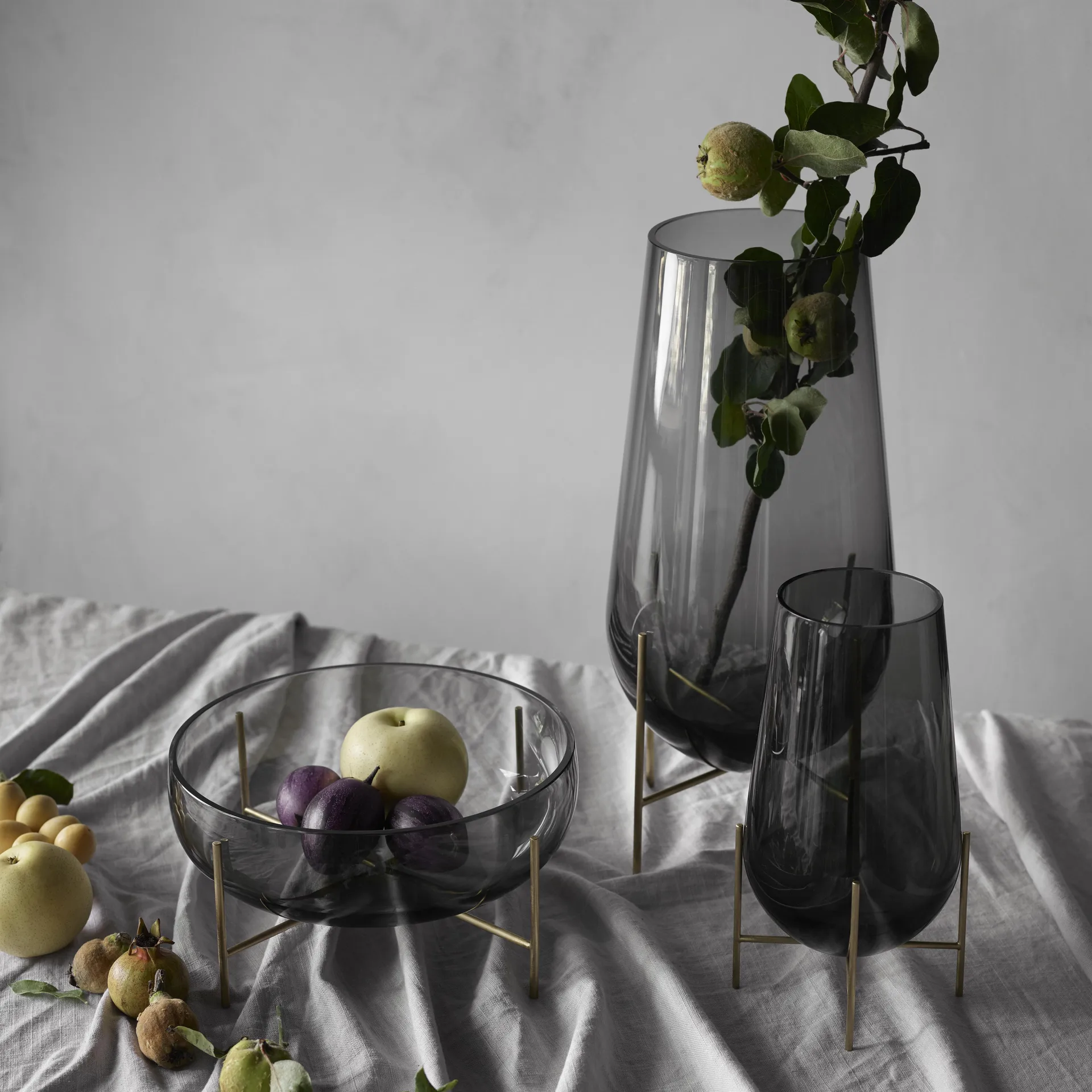 Échasse small vase, røykfarget glass Audo Copenhagen