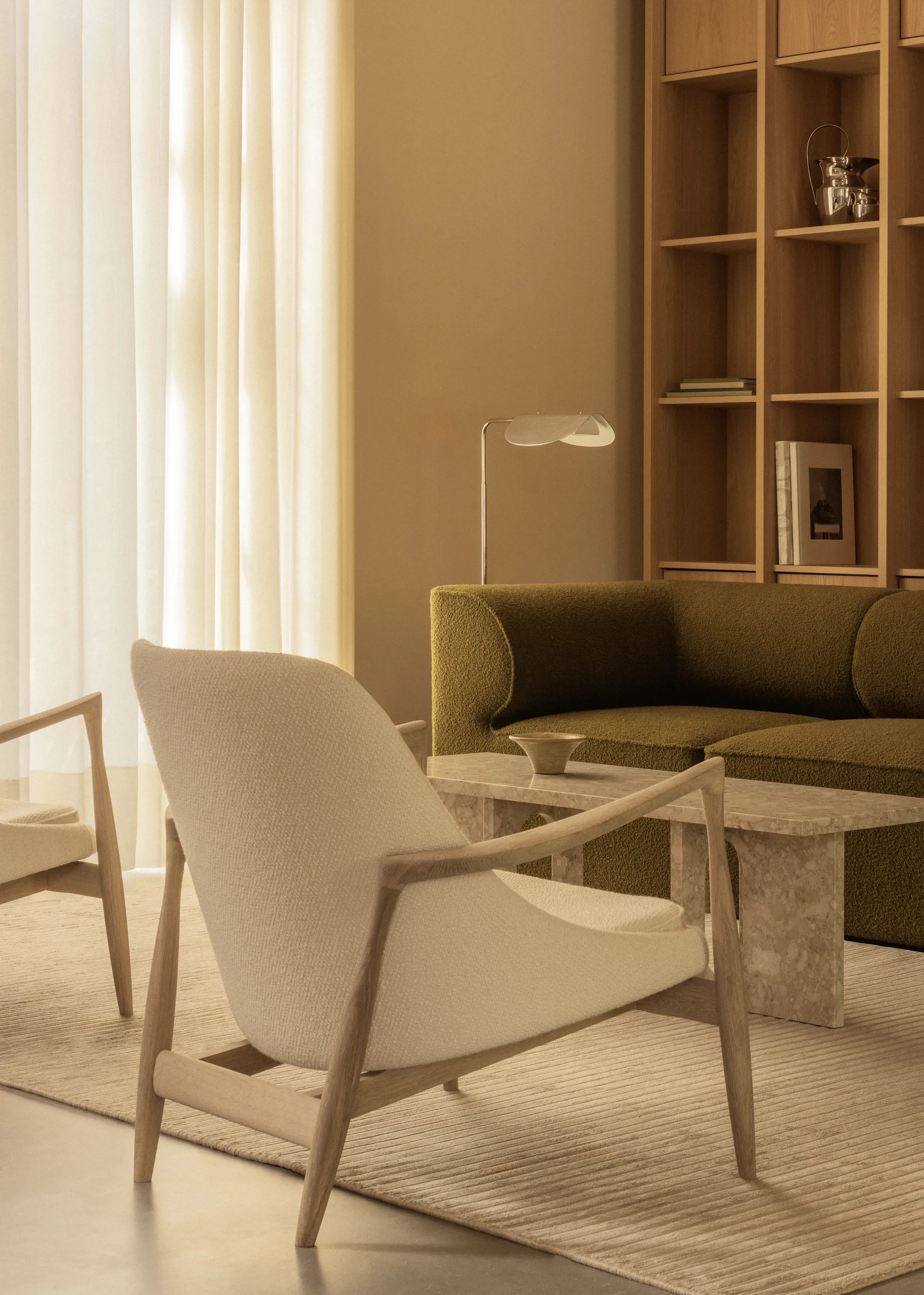 Elizabeth loungestol, Natural oak-Logan Jasmine Audo Copenhagen