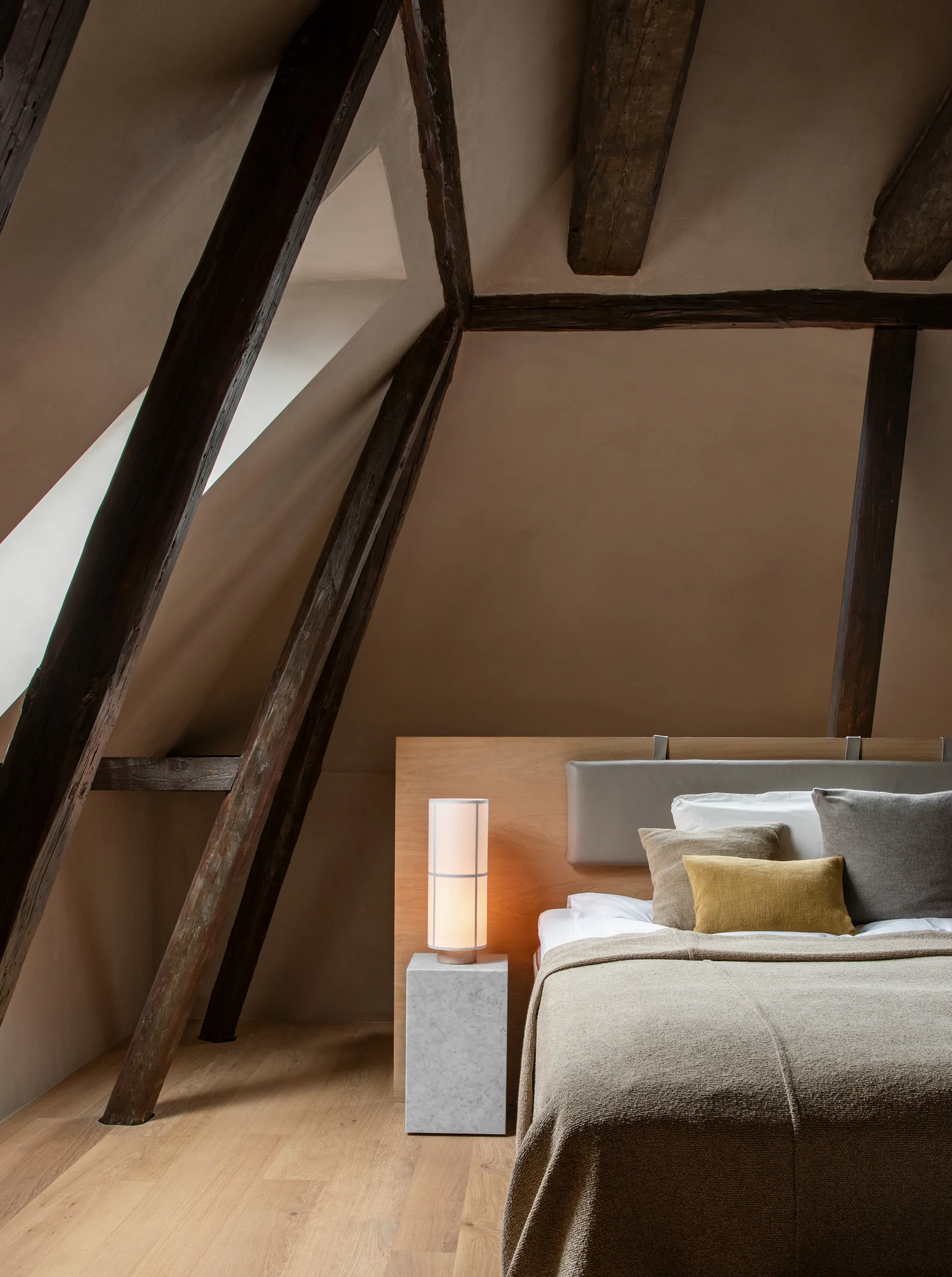 Hashira bordlampe, Raw Audo Copenhagen