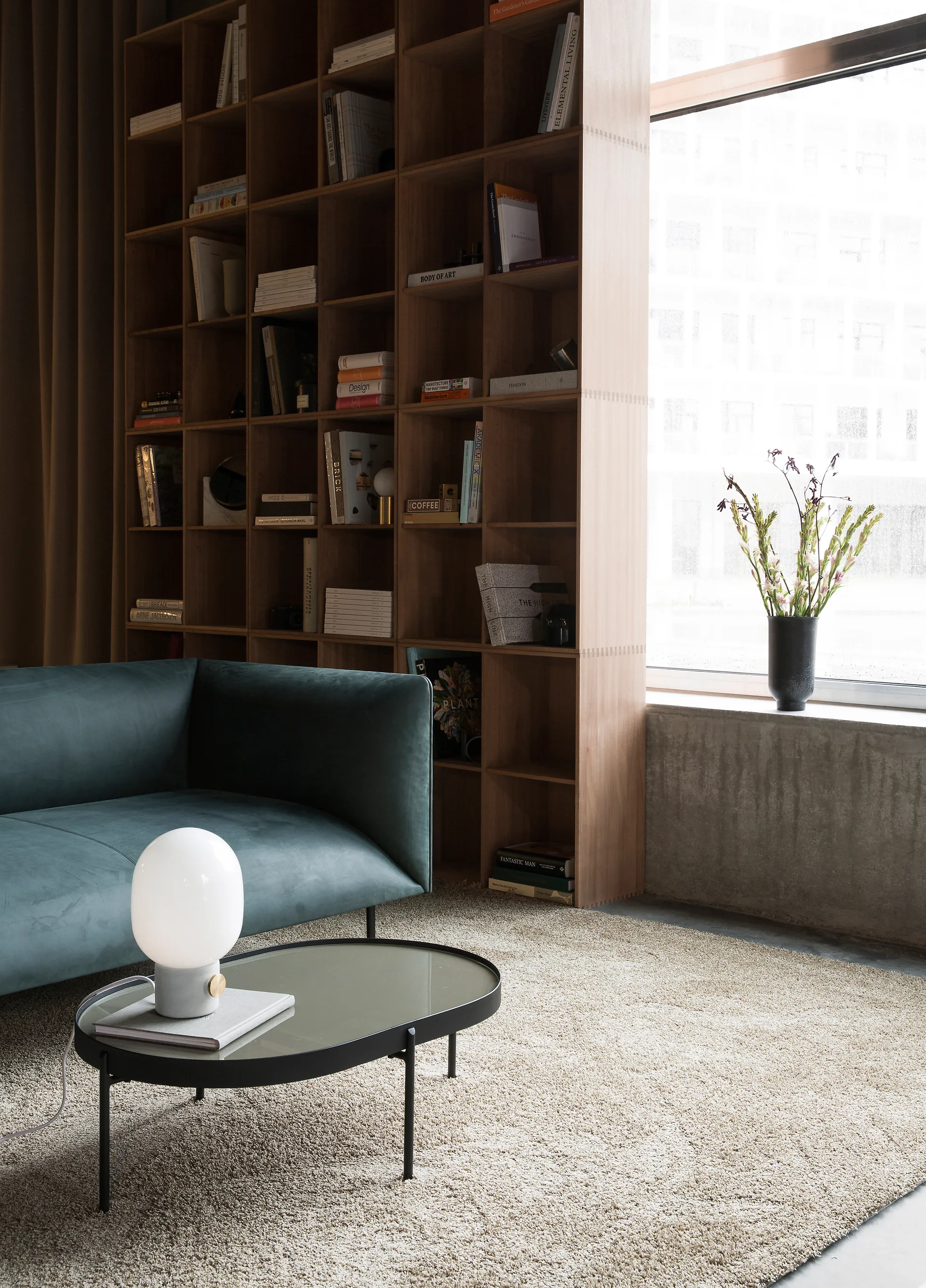 JWDA bordlampe, betong- messing Audo Copenhagen