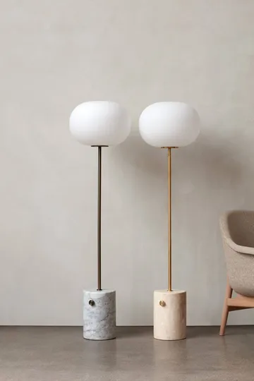 JWDA gulvlampe - Carrara marmor-bronsert messing, 130 cm - Audo Copenhagen