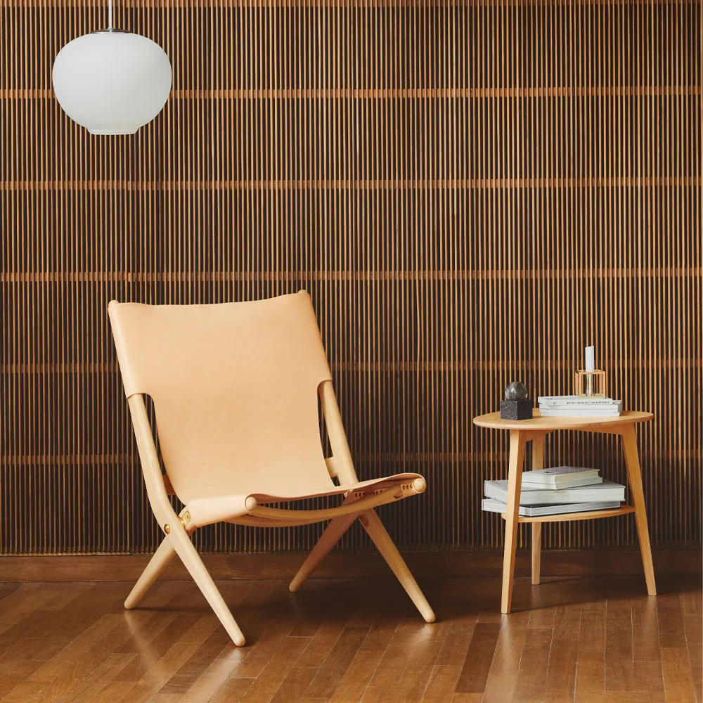 Saxe lenestol, skinn sort, sortbeiset eikestativ Audo Copenhagen