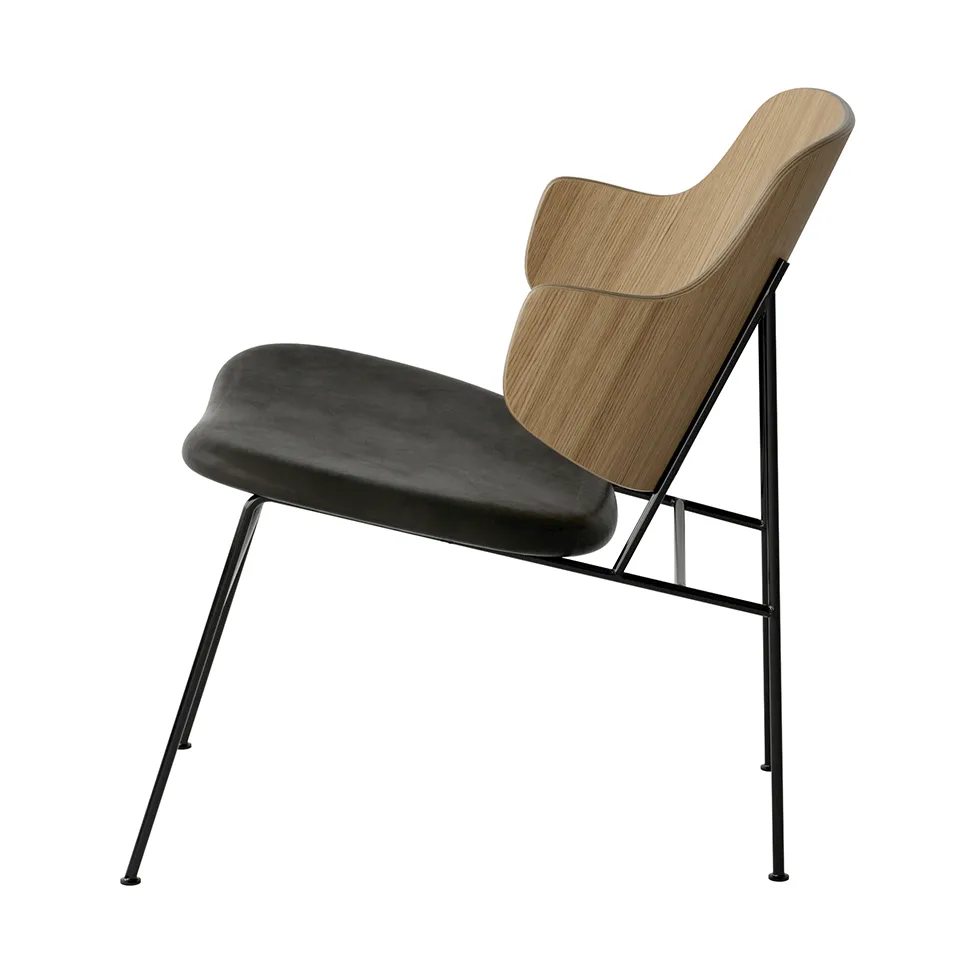 The Penguin loungestol polstret sete, Dakar 0842-eikefinér-svart stål Audo Copenhagen