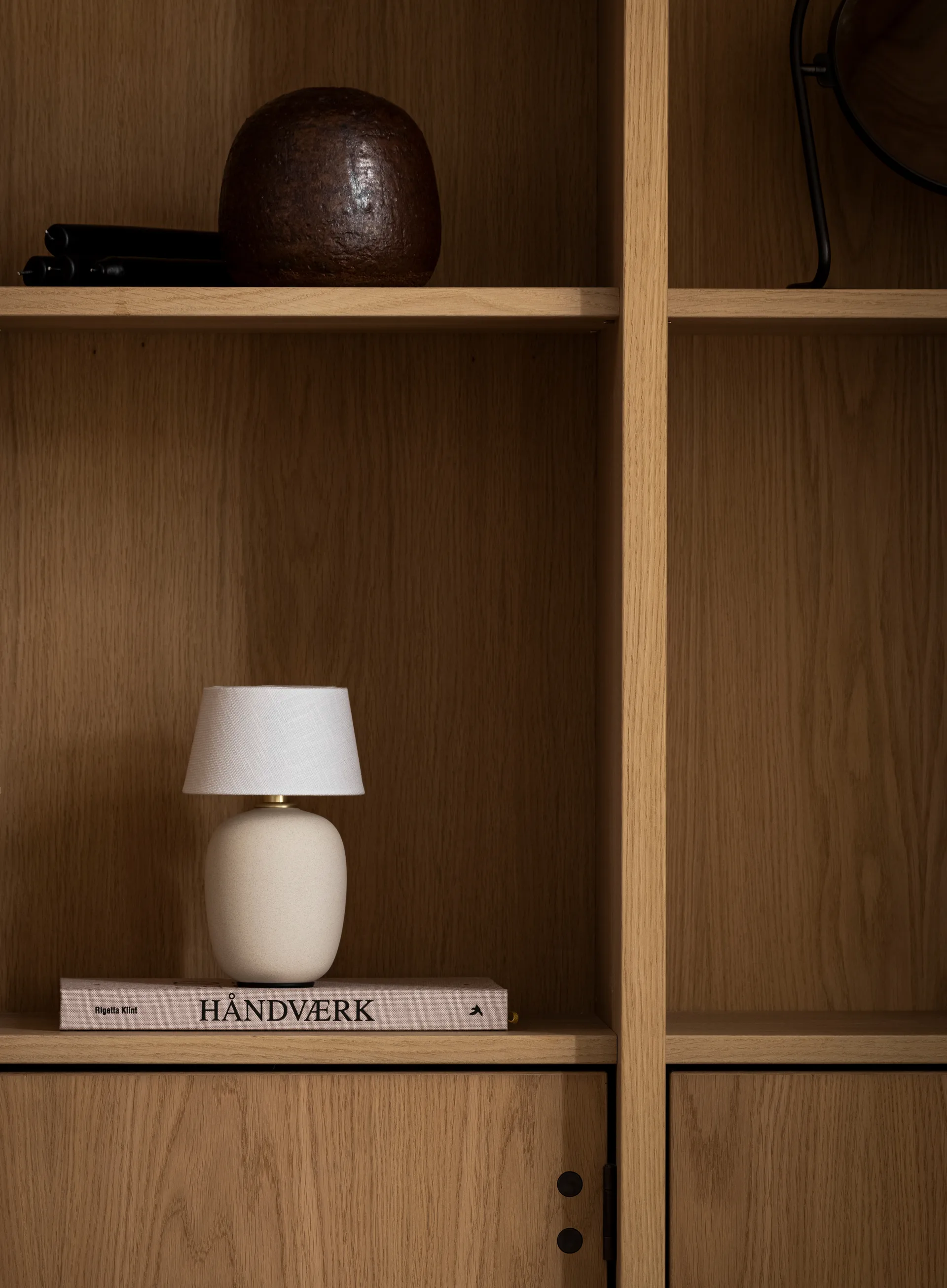 Torso bordlampe portable, Sand Audo Copenhagen