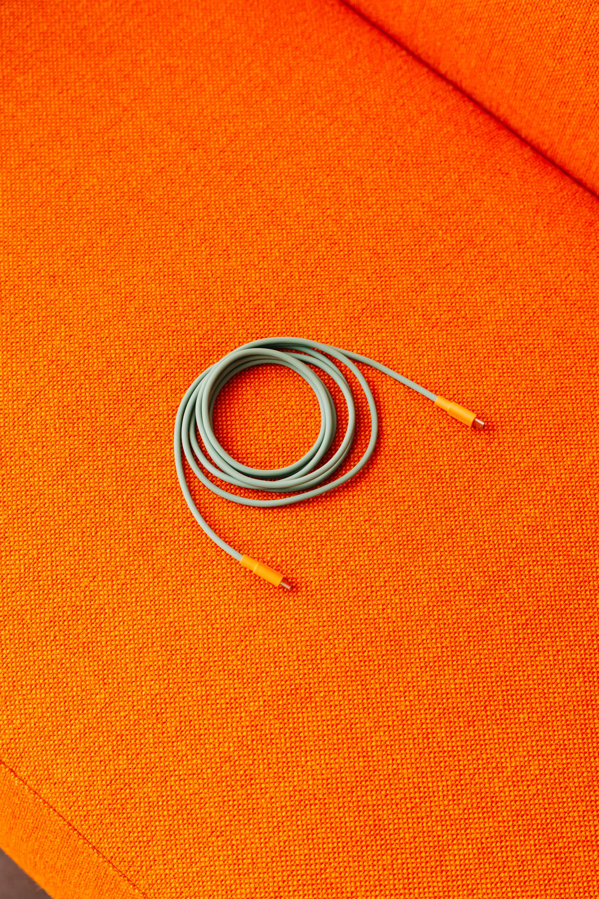 AVOLT x Bauhaus-Archiv Kabel 1 USB C til USB C, Gecko Bloom Avolt