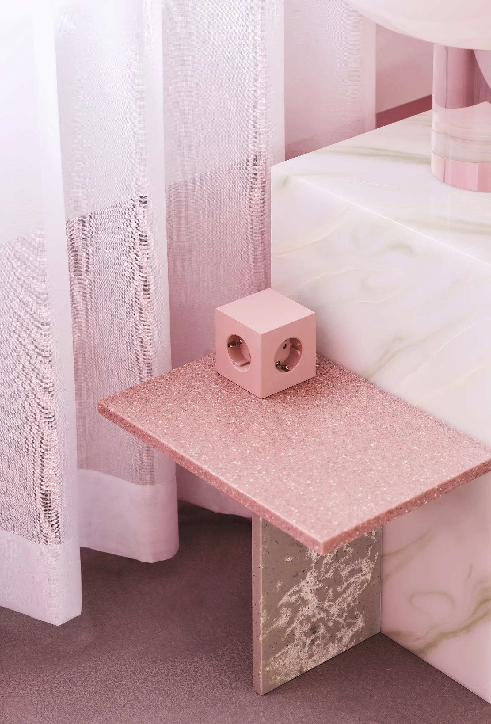 Square 1 grenuttak USB-C 30W 3 m, New Pink Avolt