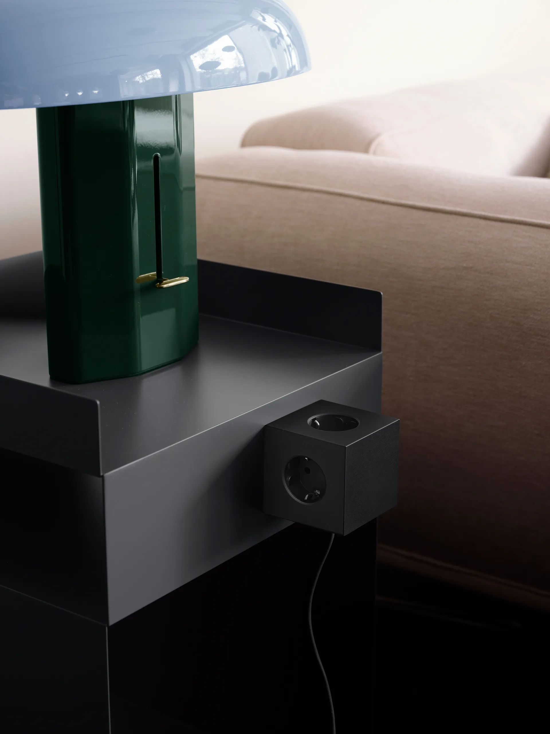 Square 1 grenuttak USB-C 30W 3 m, Stockholm Black Avolt