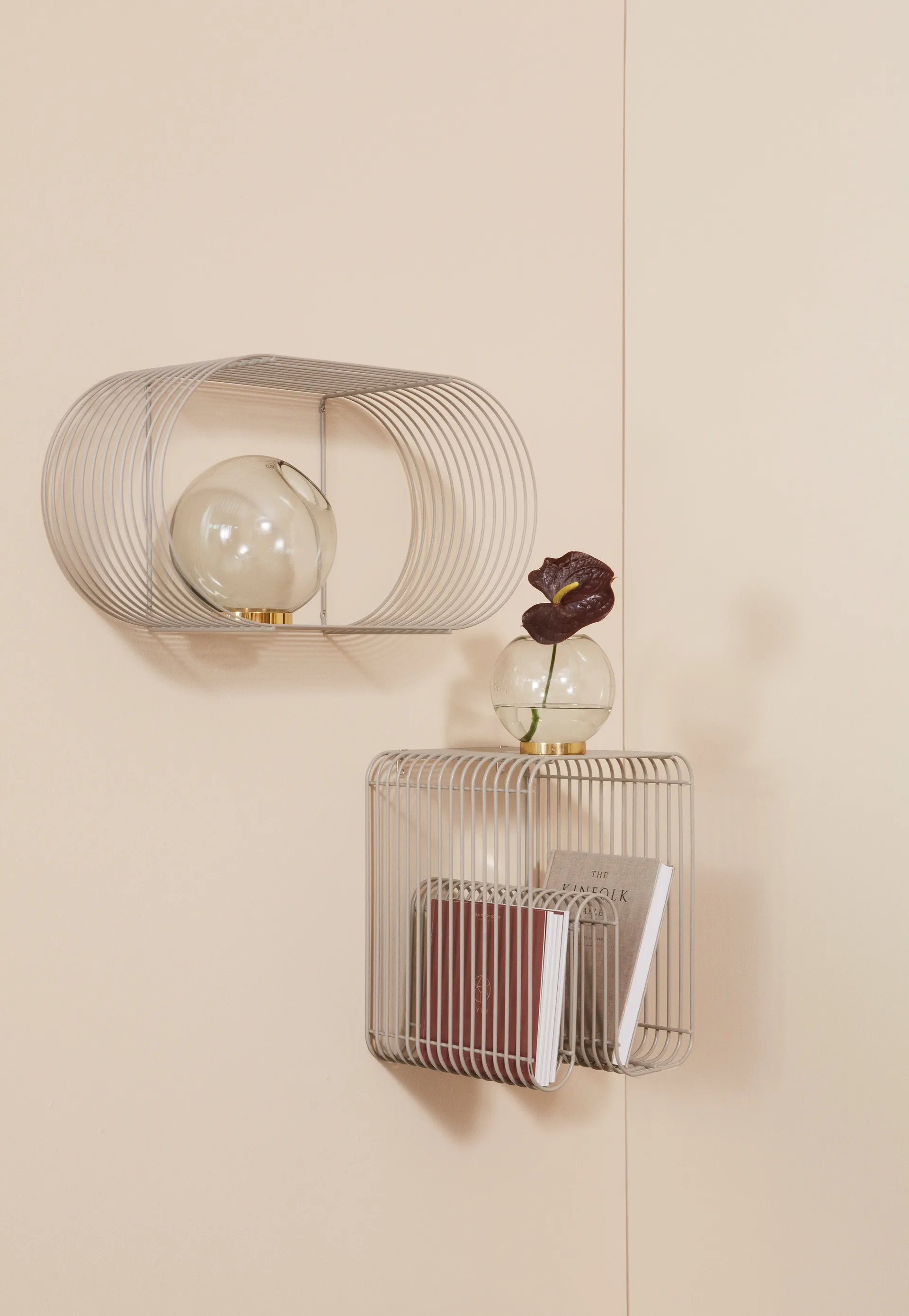 Curva krakk, Taupe AYTM