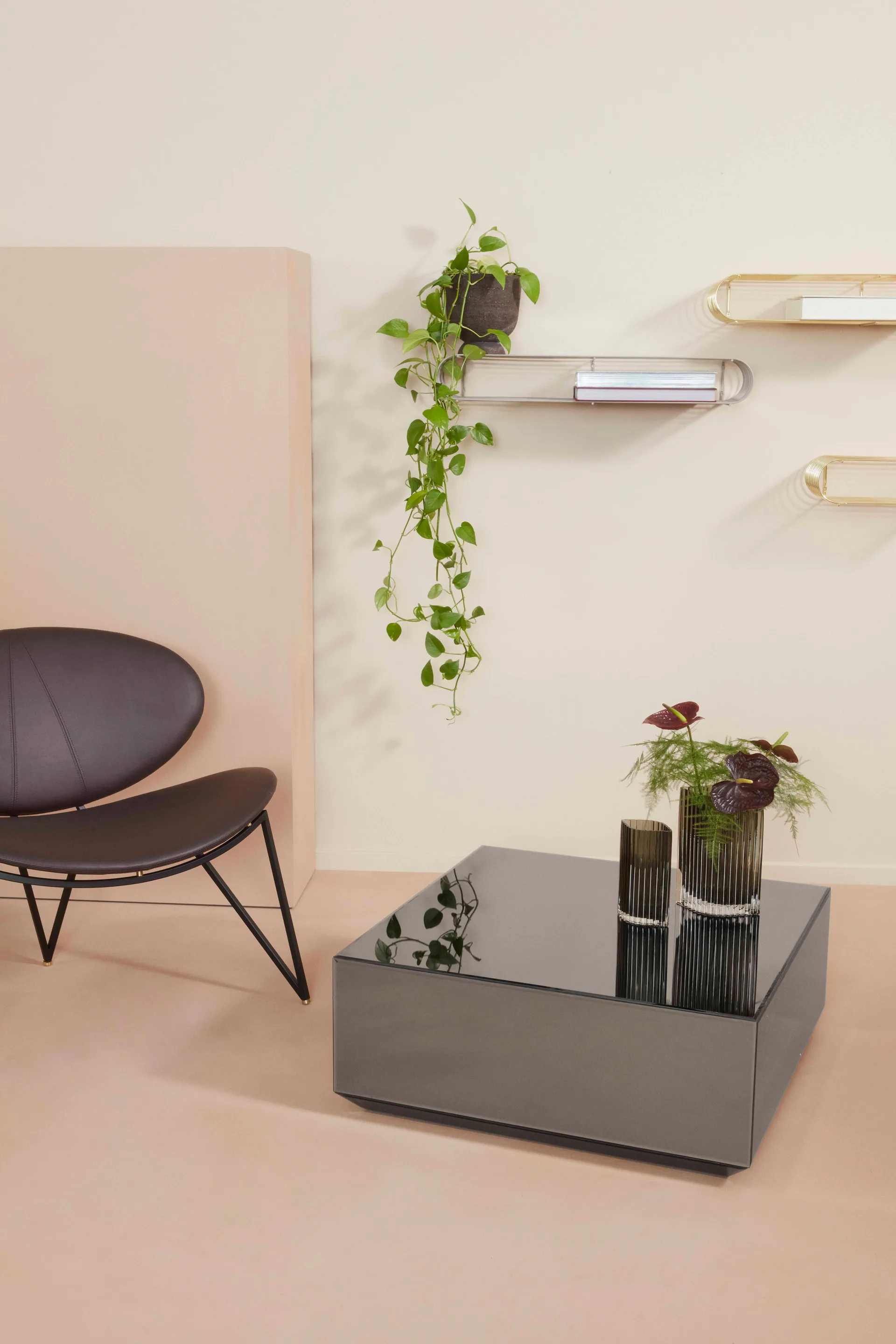 Speculum salongbord 80 x 80 cm, Sort AYTM