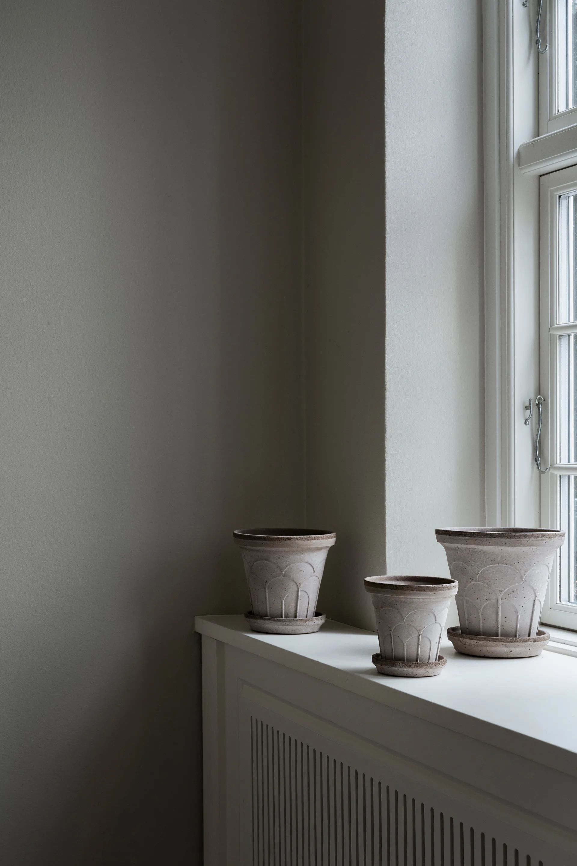 Fleur potte med fat 2 deler, Grey, Ø12 cm Bergs Potter