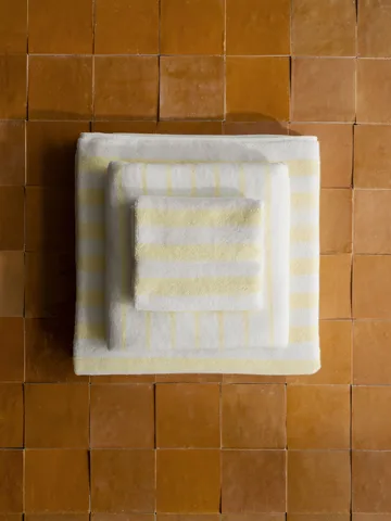 Arto håndkle - White-transparent yellow, 70x140 cm - blomus