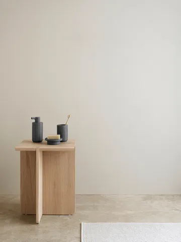 Kua såpedispenser - Cedar Wood, 30 cl - blomus