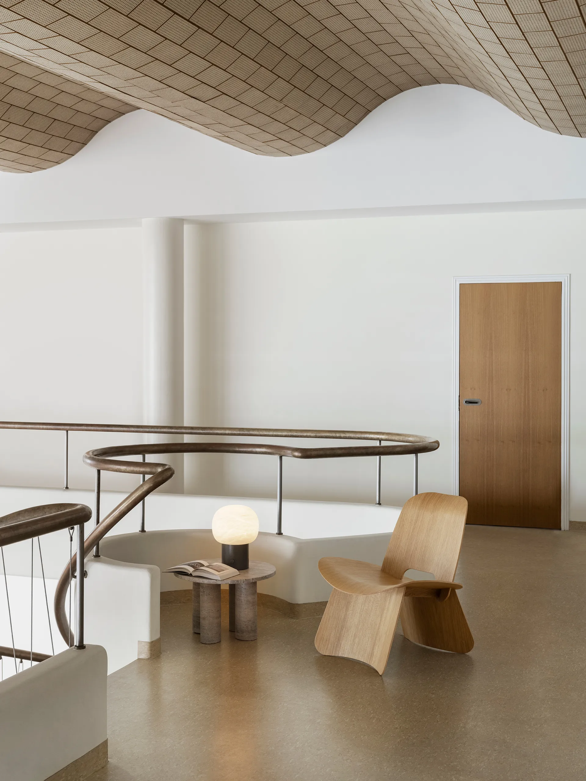 Nagomi stol, Oljet kryssfiner blomus