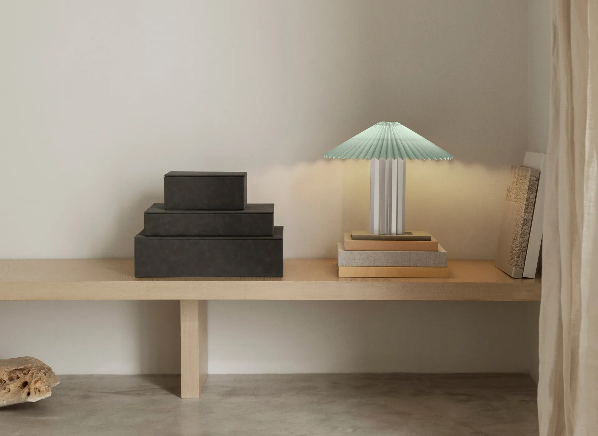 Taite bordlampe, Desert sage, Ø36,5x31 cm blomus