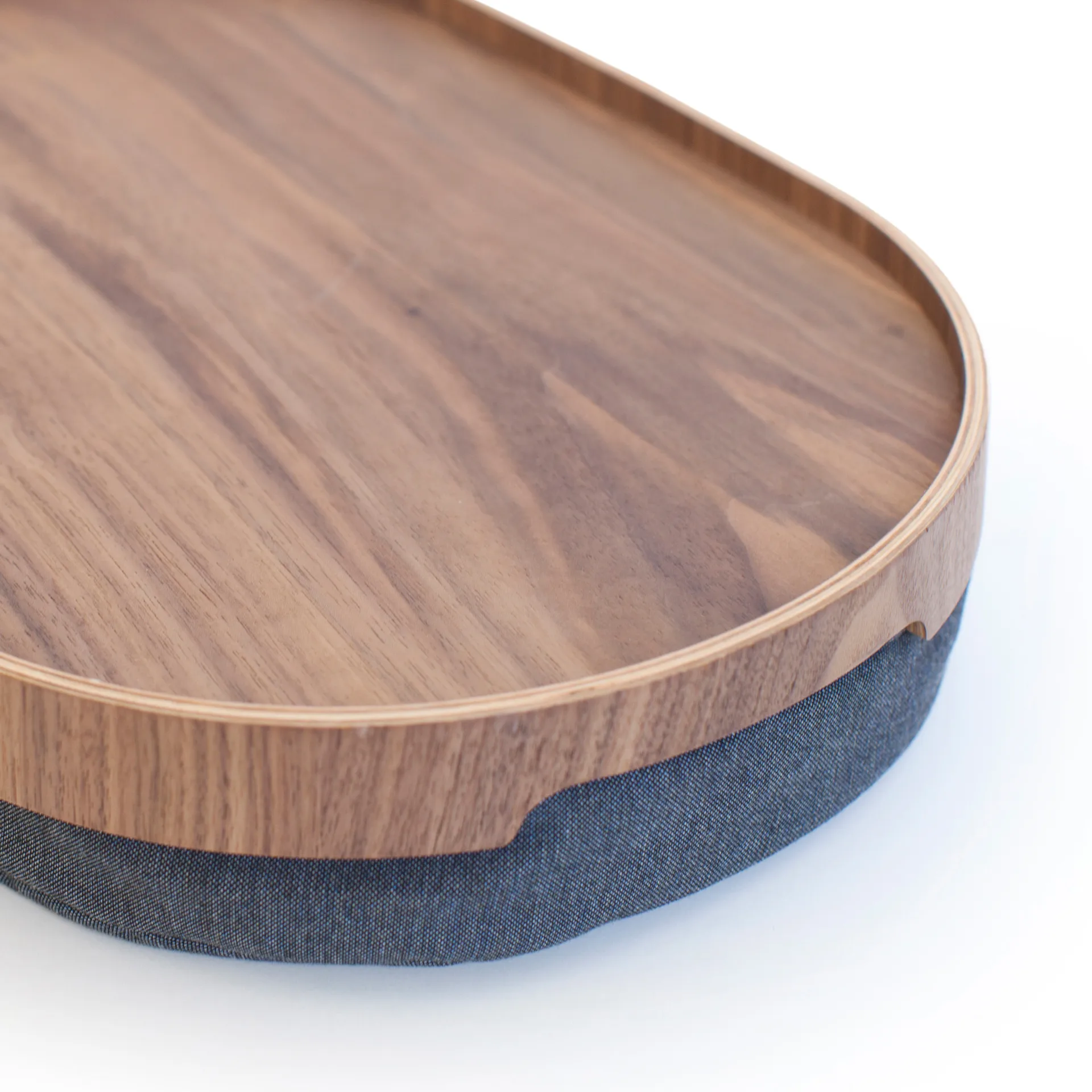 Bosign knebrett curveline medium 26 x 39 cm, Valnøtt Bosign