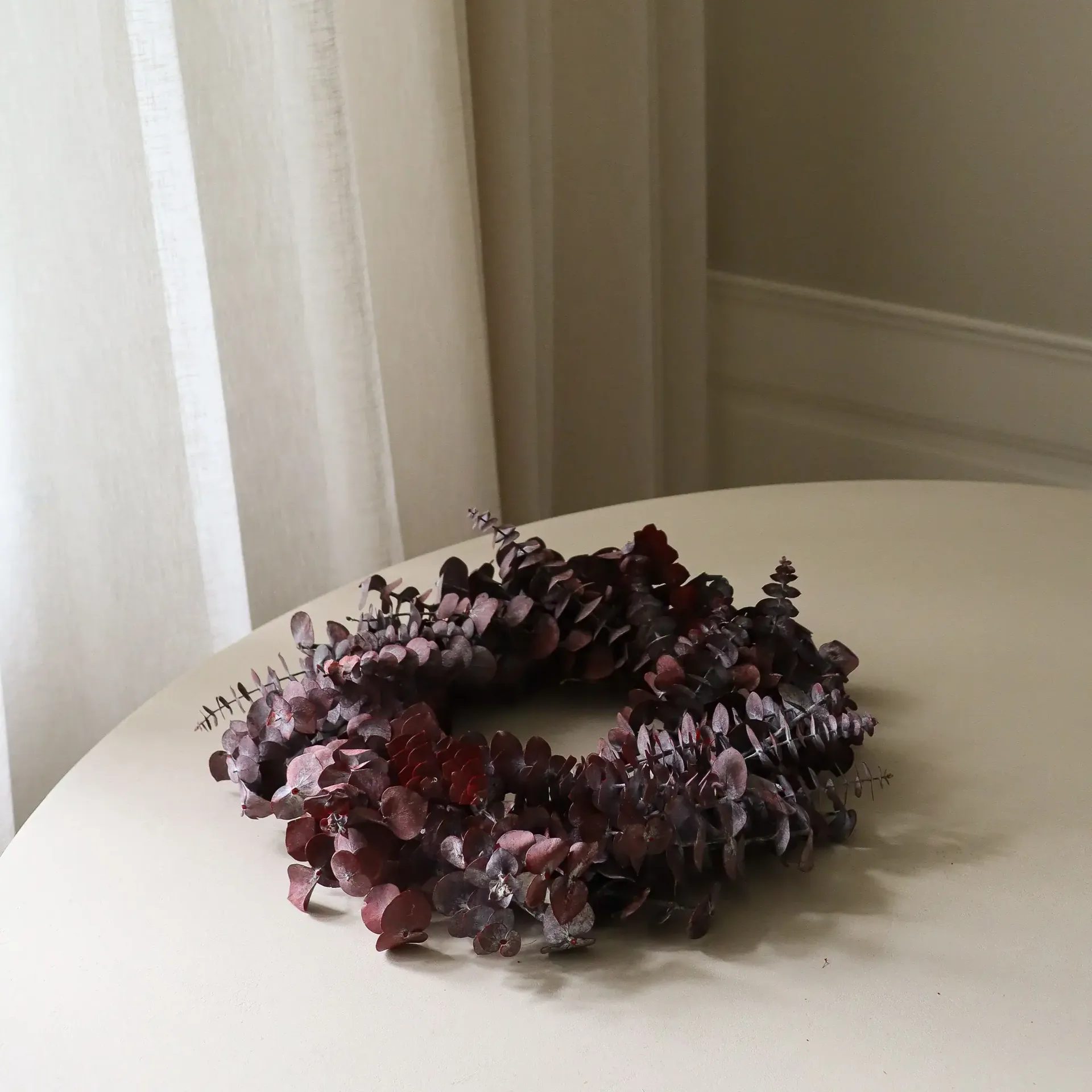 Eucalyptus Wreath krans, Mørkerød, Ø40 cm Botané
