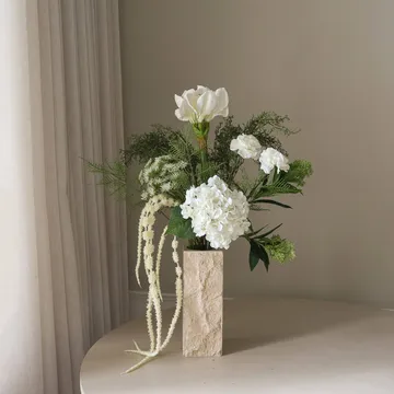 Frosted garden kunstig bukett - Amaryllis, hortensia, nellik, amarant, 90 cm - Botané